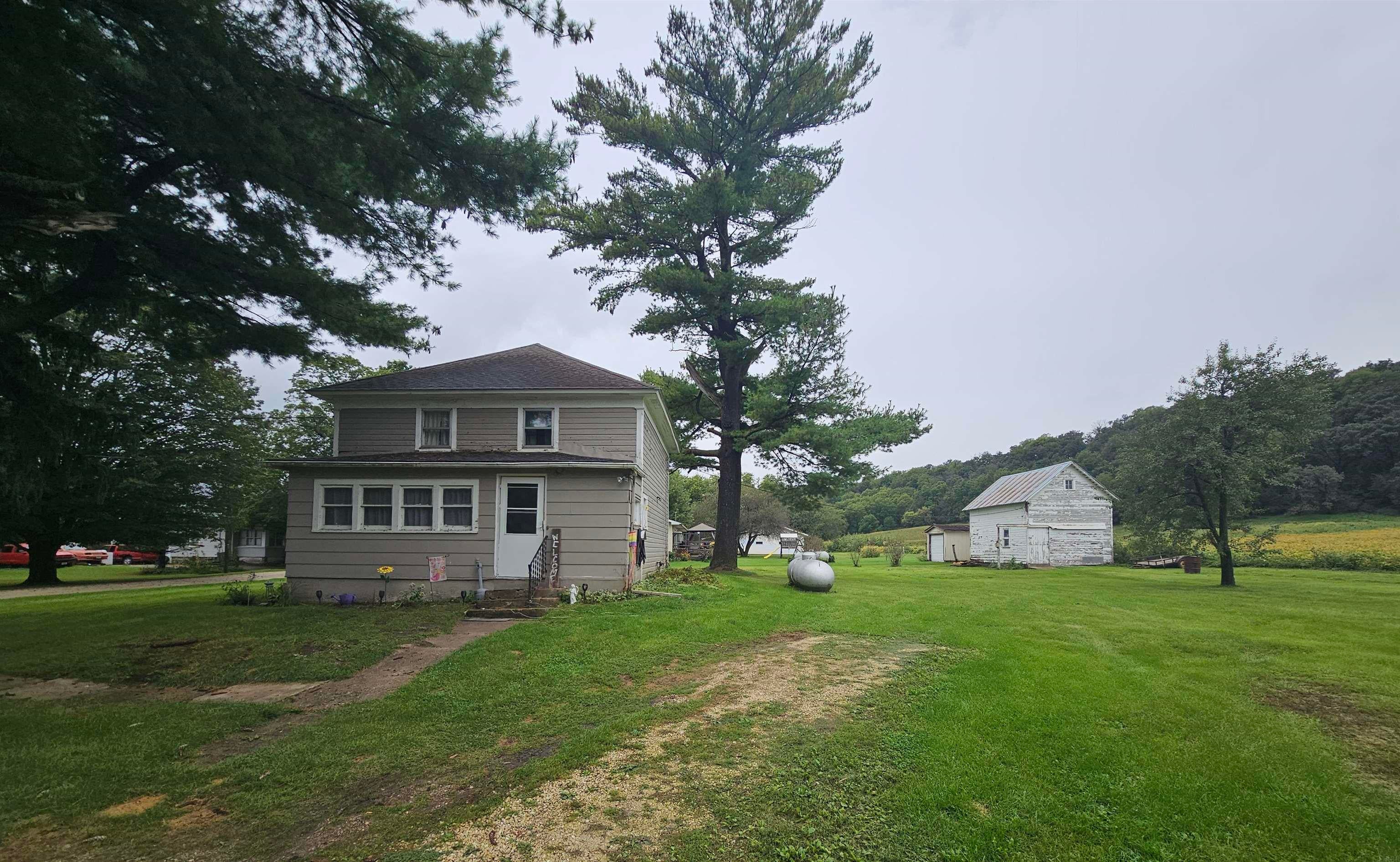 102 W Springwater Street - Photo 3