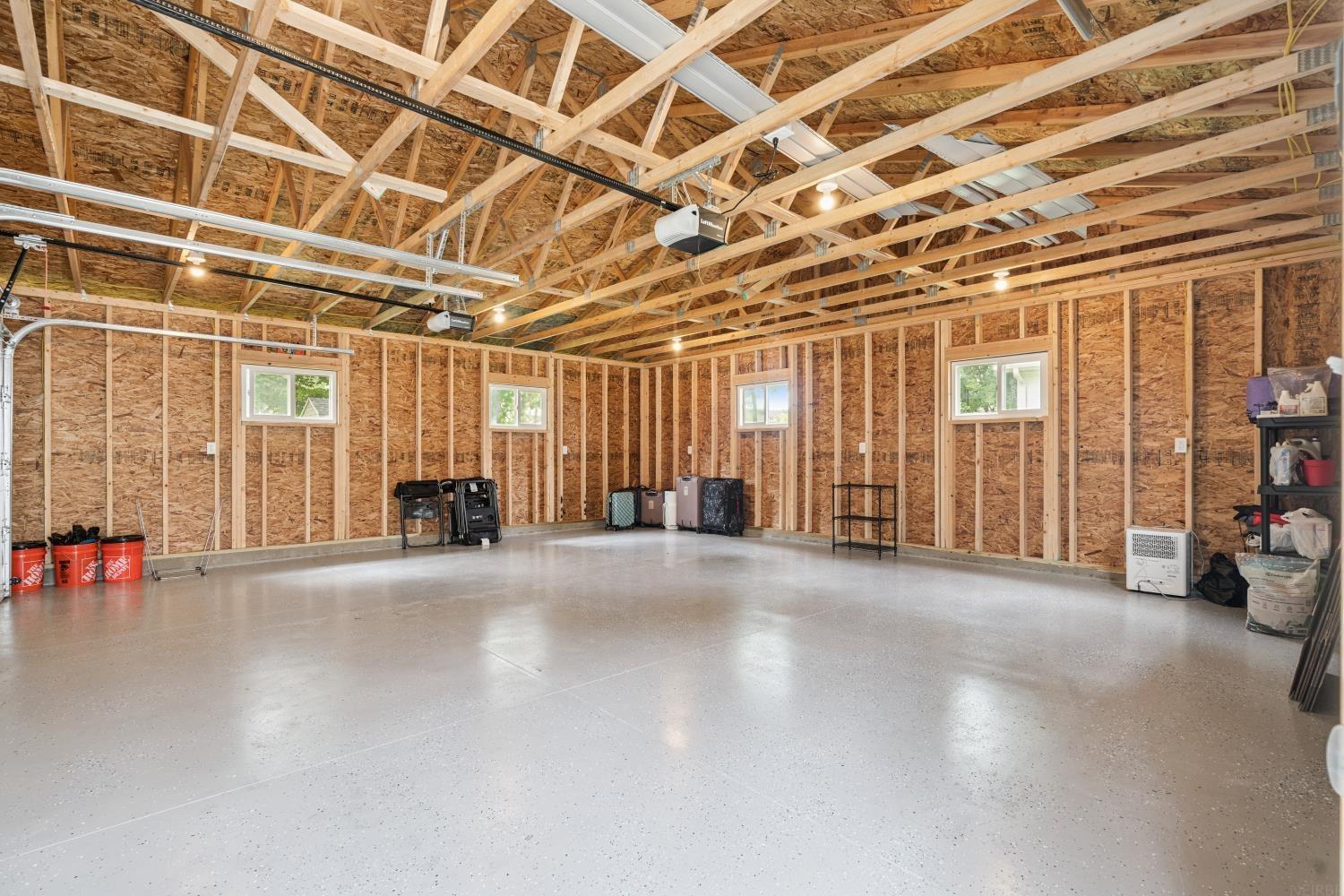 Independence, Iowa 50644, United States, 3 Bedrooms Bedrooms, ,1 BathroomBathrooms,Residential,Pending,169476