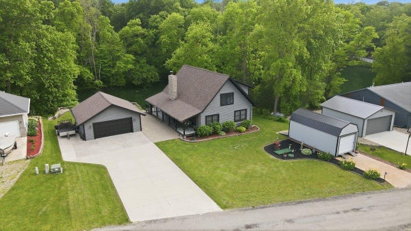 106 ORCHARD DR, DENVER, IA 50622 - Image 8ef8029cd08bf49a1abfdd157d8df2ae/3981163135