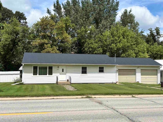 208 E MAIN ST, RICEVILLE, IA 50466 - Image 90e4b4bd75cc1bd7ec89eca1be4482dd/2643530294