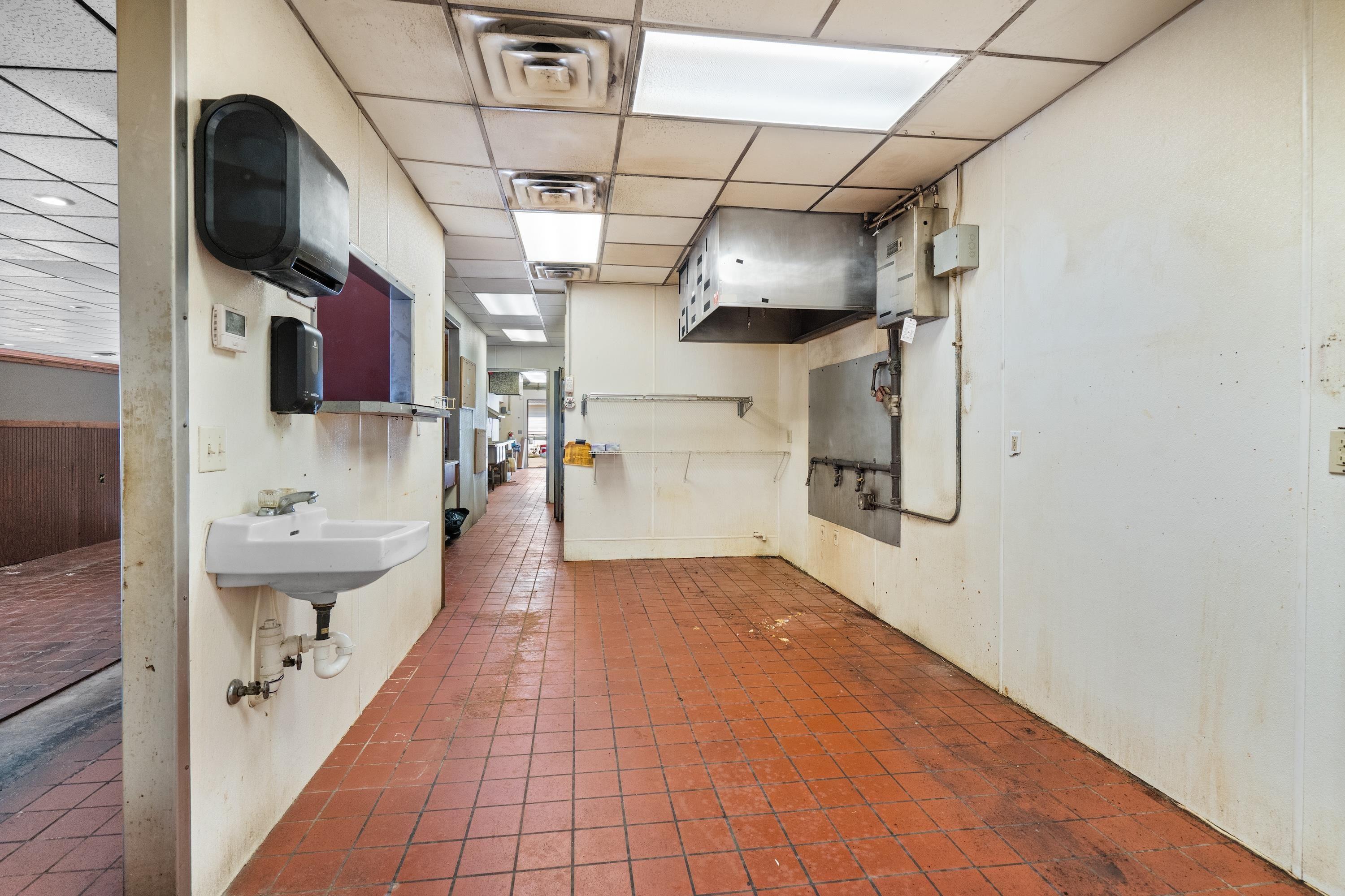 Eldora, Iowa 50627, United States, ,Commercial,Active,208620