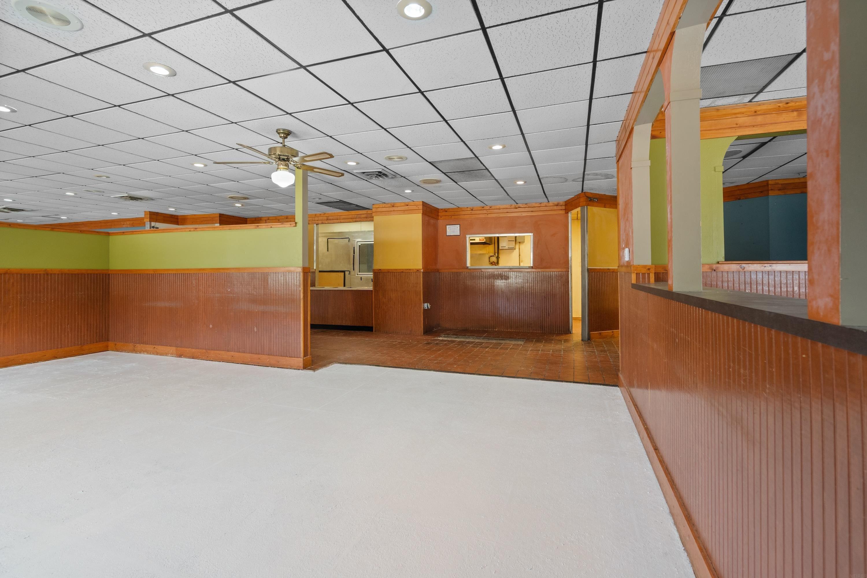 Eldora, Iowa 50627, United States, ,Commercial,Active,208620