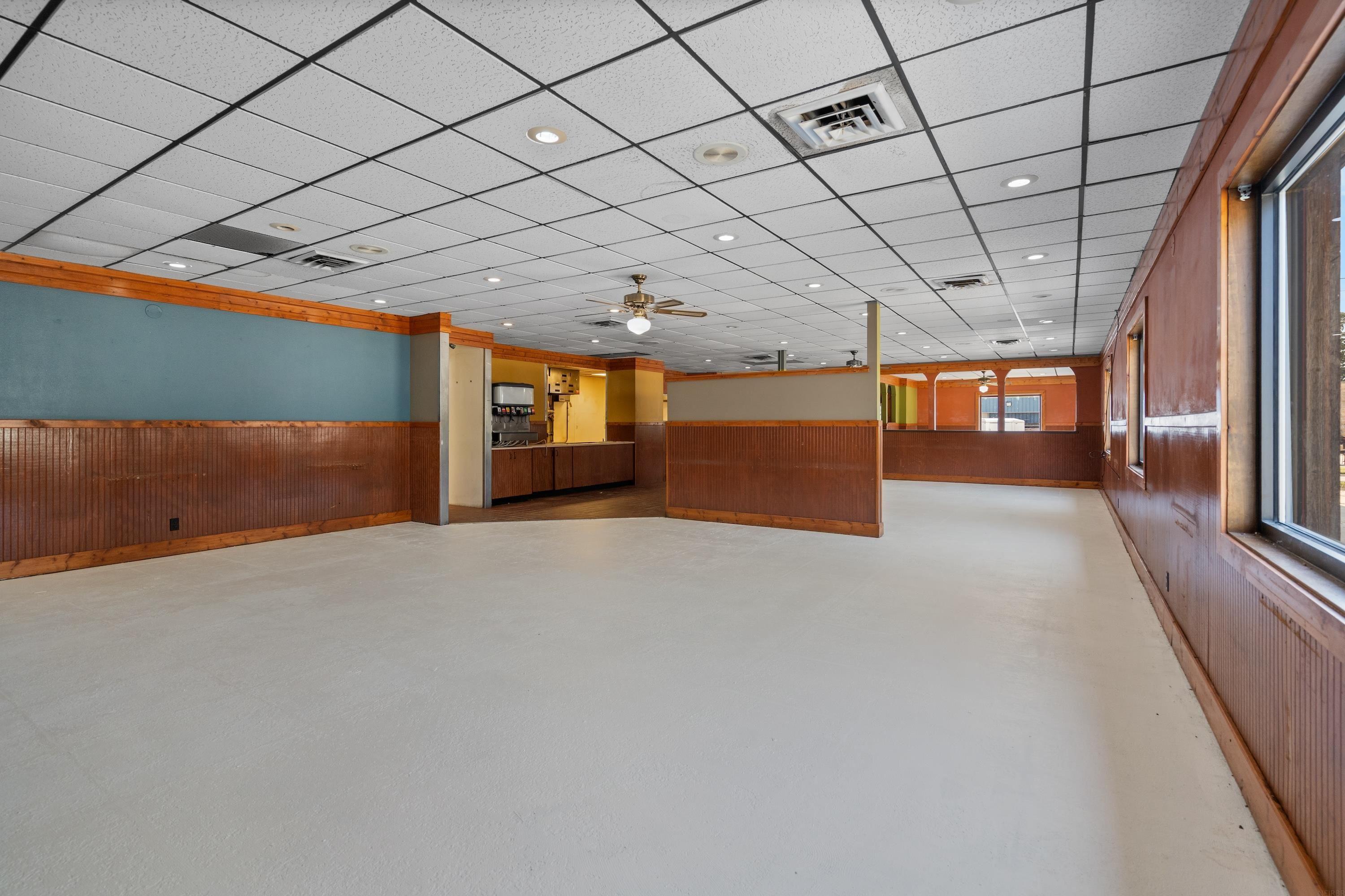 Eldora, Iowa 50627, United States, ,Commercial,Active,208620