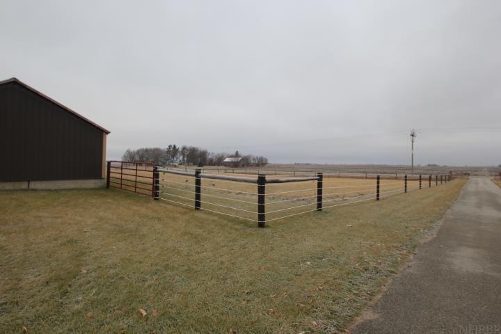 Clear Lake, Iowa 50428, United States, 3 Bedrooms Bedrooms, ,2 BathroomsBathrooms,Residential,Pending,86021