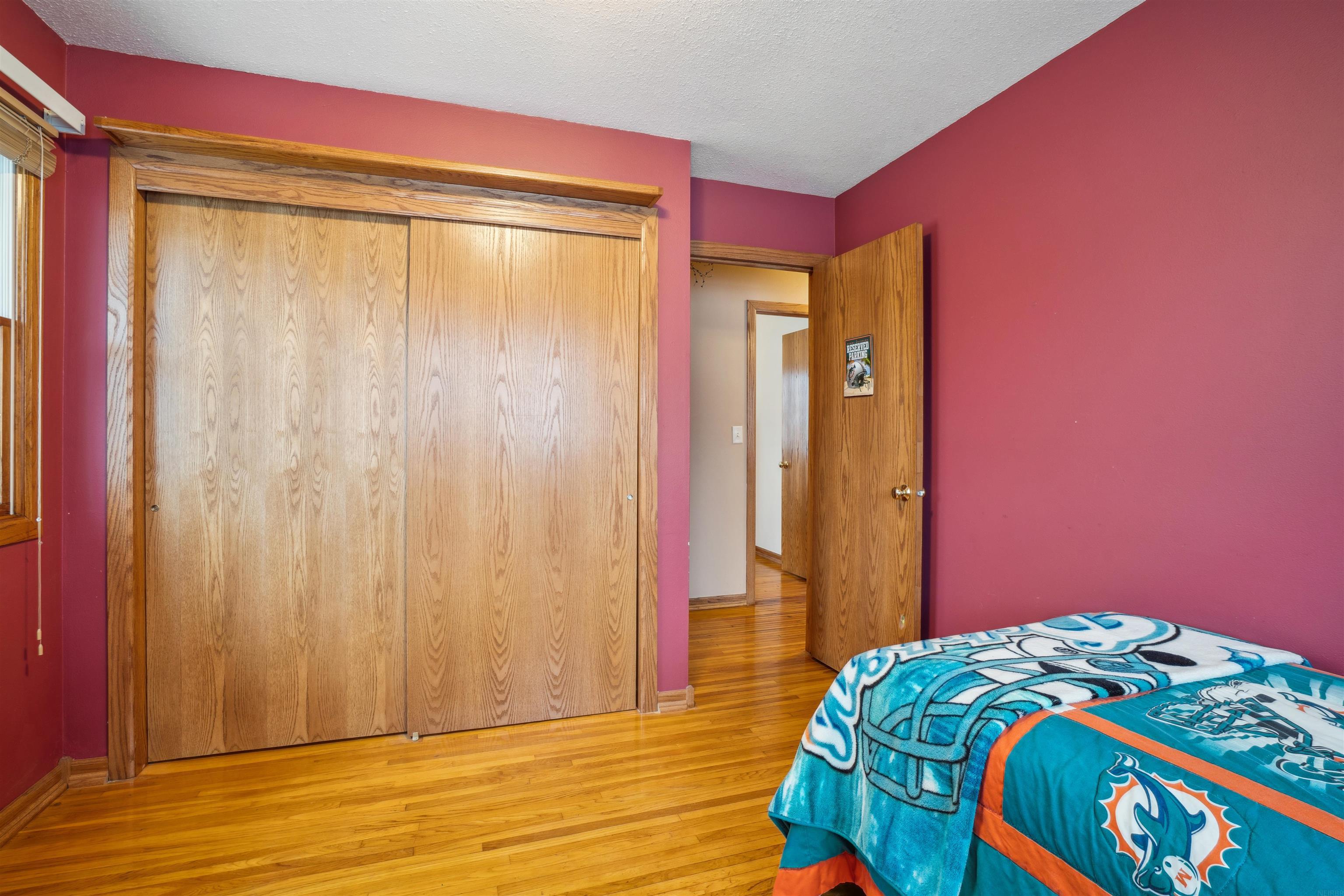 Denver, Iowa 50622, United States, 3 Bedrooms Bedrooms, ,2 BathroomsBathrooms,Residential,Pending,15260