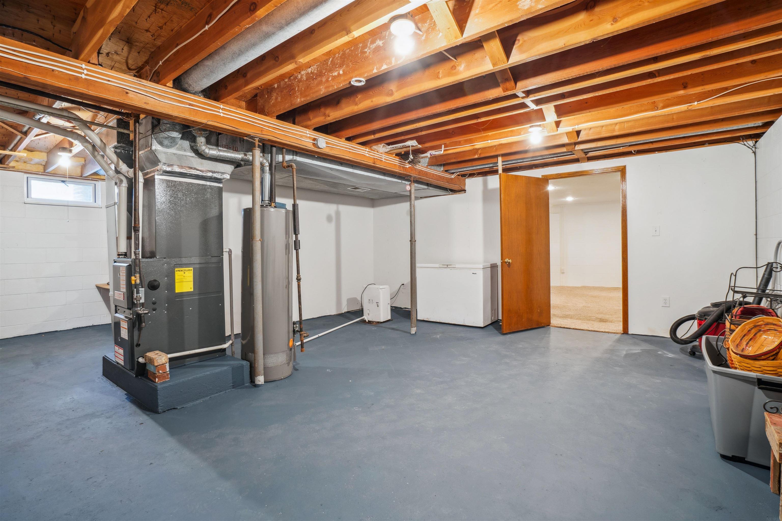 Denver, Iowa 50622, United States, 3 Bedrooms Bedrooms, ,2 BathroomsBathrooms,Residential,Pending,15260