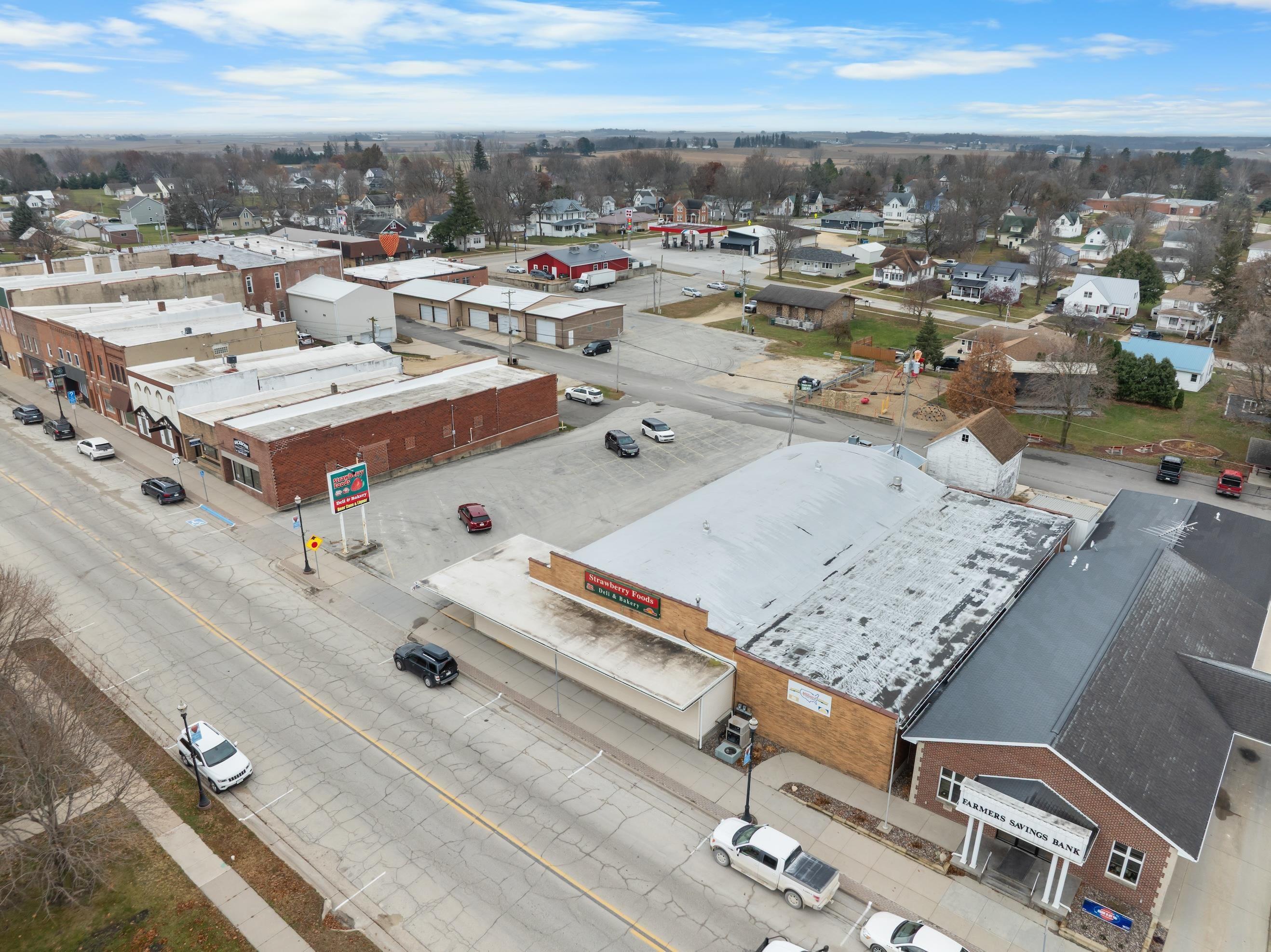 Strawberry Point, Iowa 52076, United States, ,Commercial,Active,249000