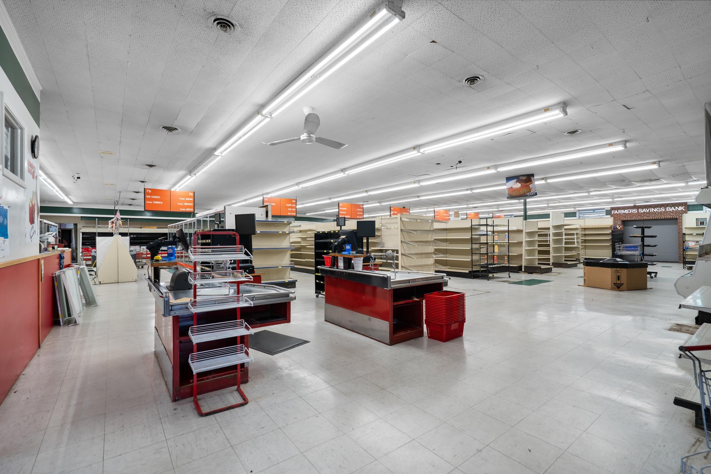 Strawberry Point, Iowa 52076, United States, ,Commercial,Active,249000