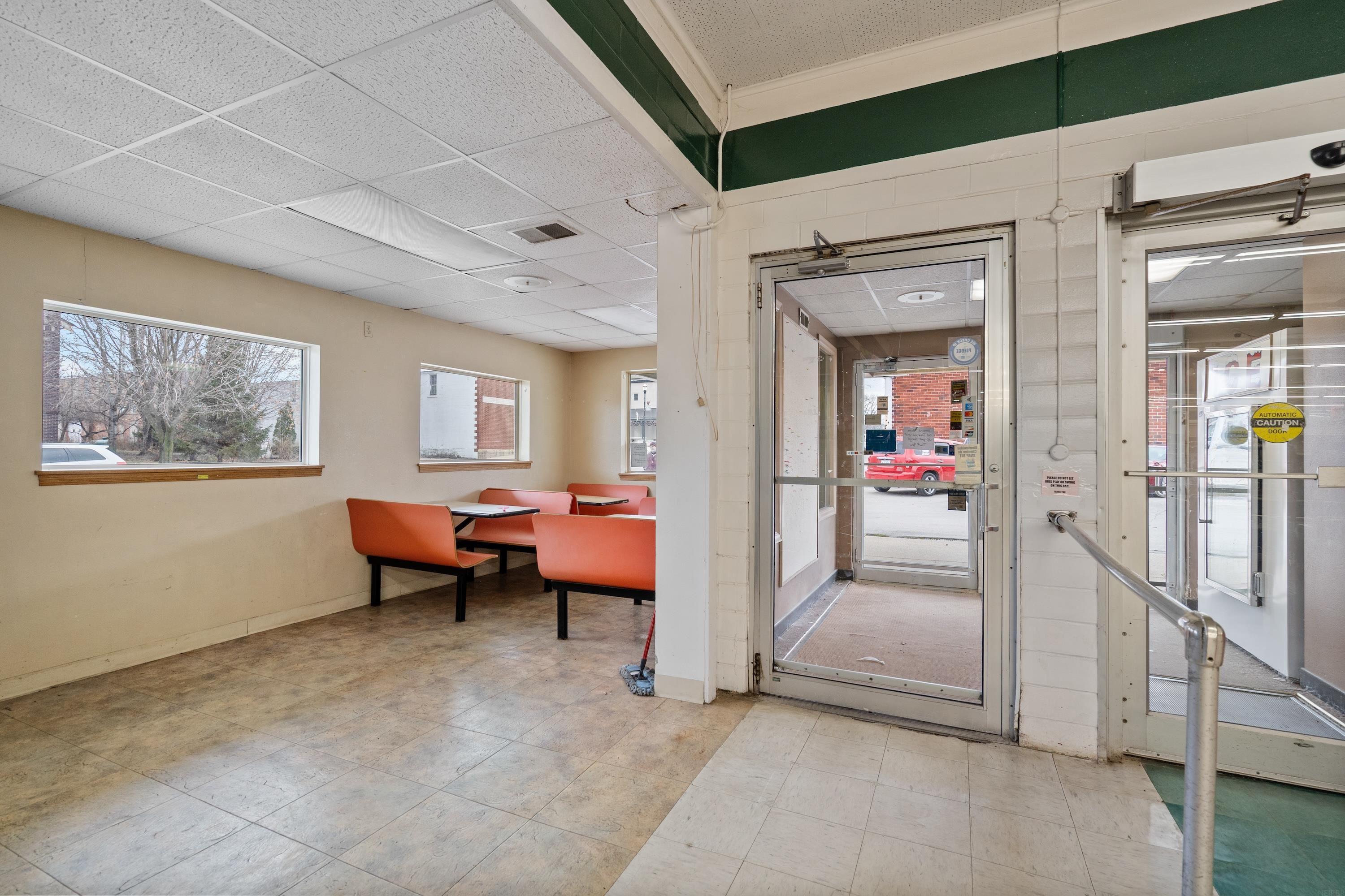 Strawberry Point, Iowa 52076, United States, ,Commercial,Active,249000