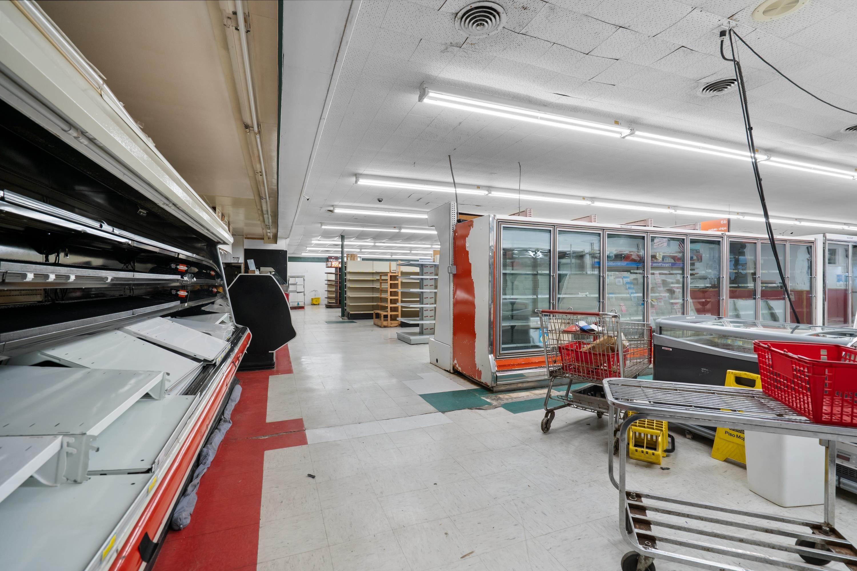 Strawberry Point, Iowa 52076, United States, ,Commercial,Active,249000