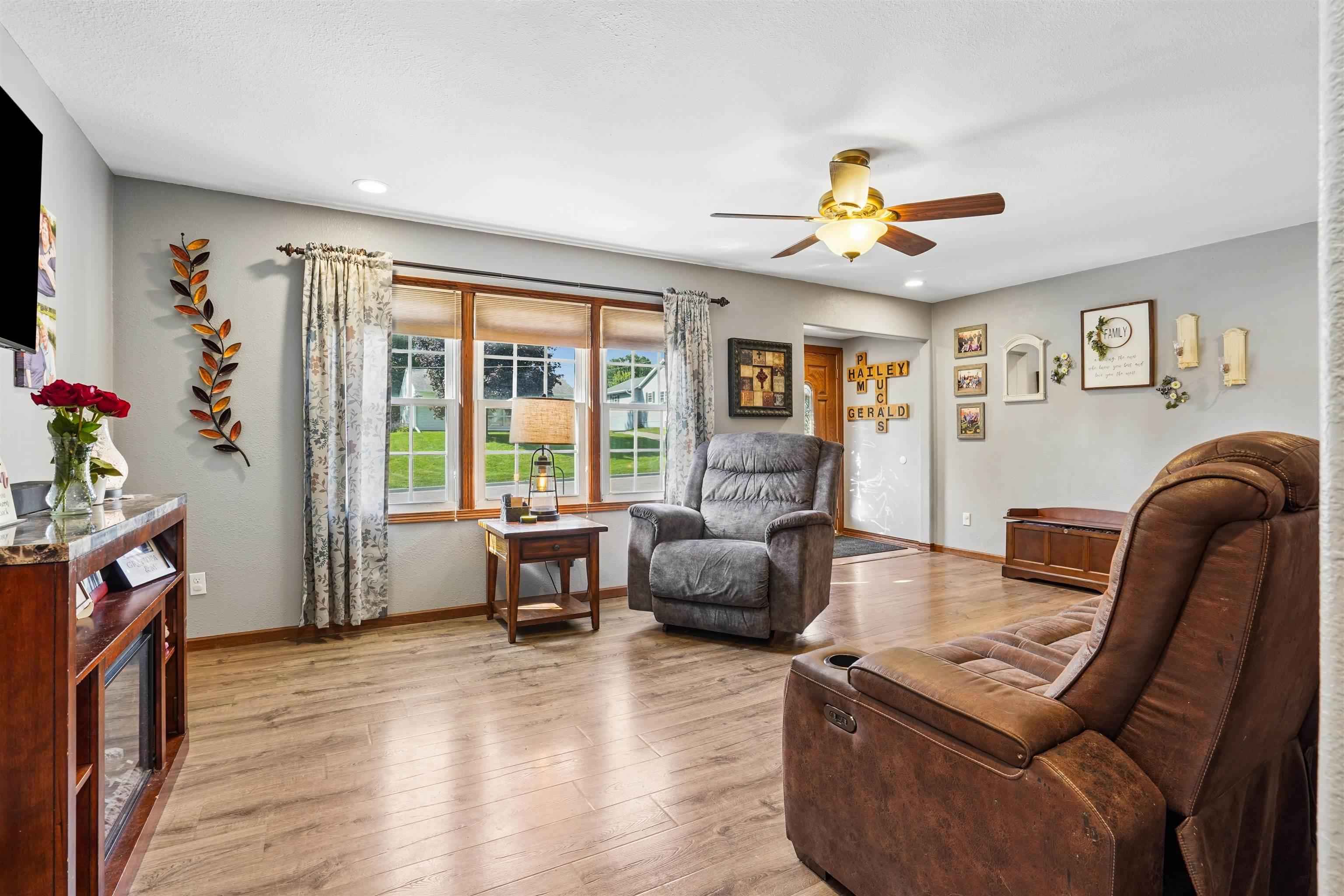 127 Cook Street - Photo 4