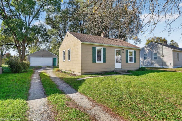 118 HANSEN DR, EVANSDALE, IA 50707 - Image a181502d4b2dfa2ad467fc852ebb17db/3881828372