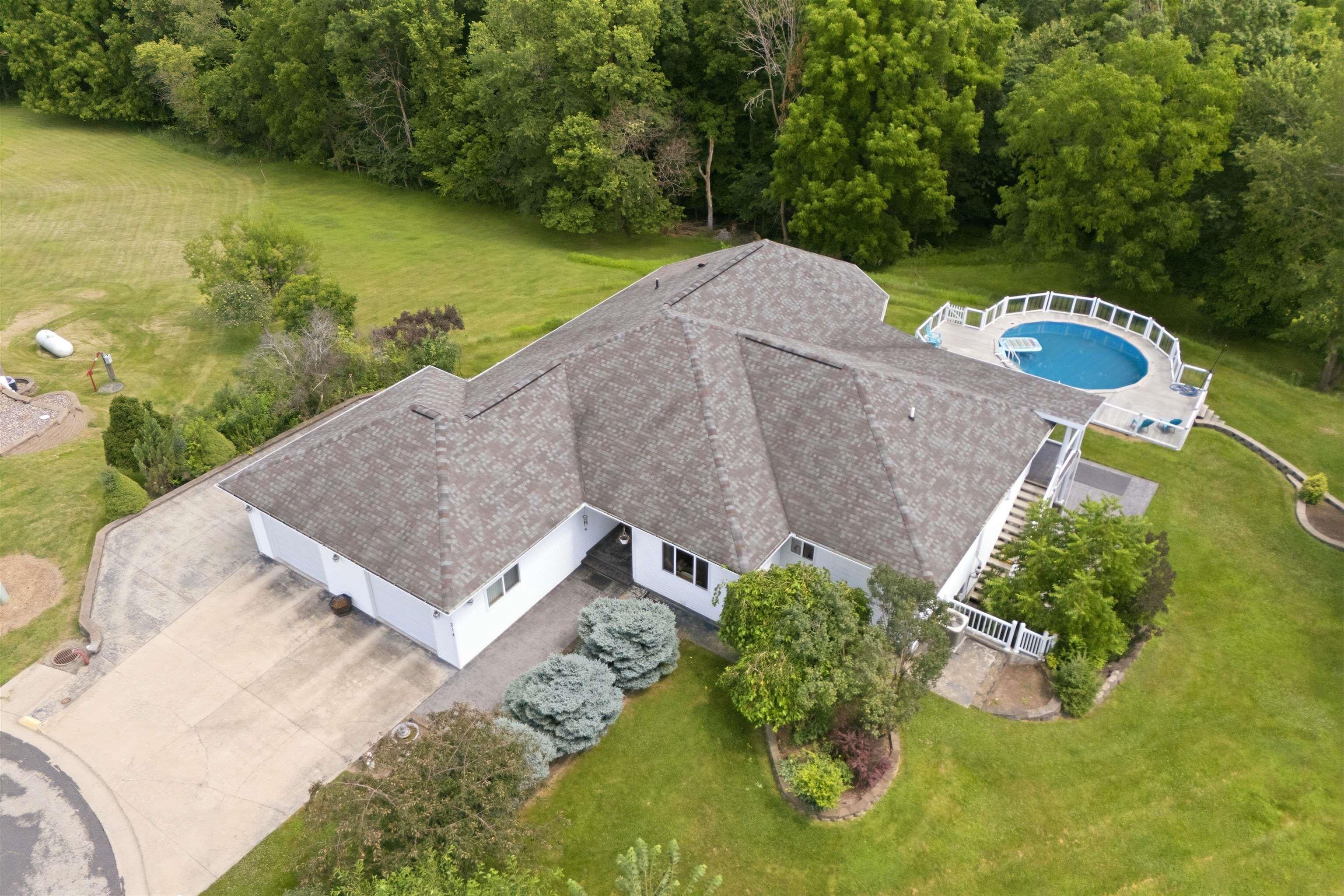 214 Eagle Drive - Photo 3