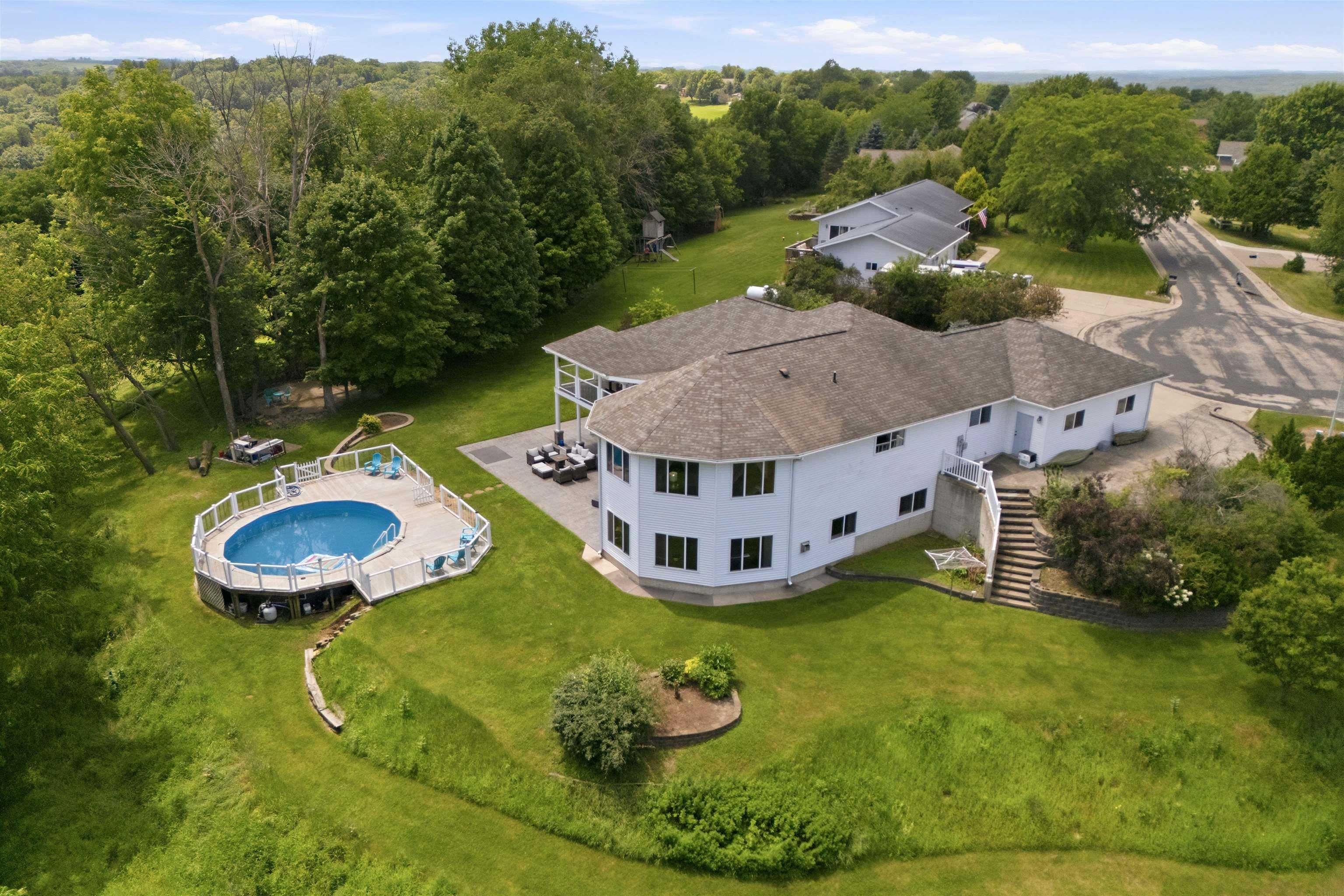 214 Eagle Drive - Photo 2