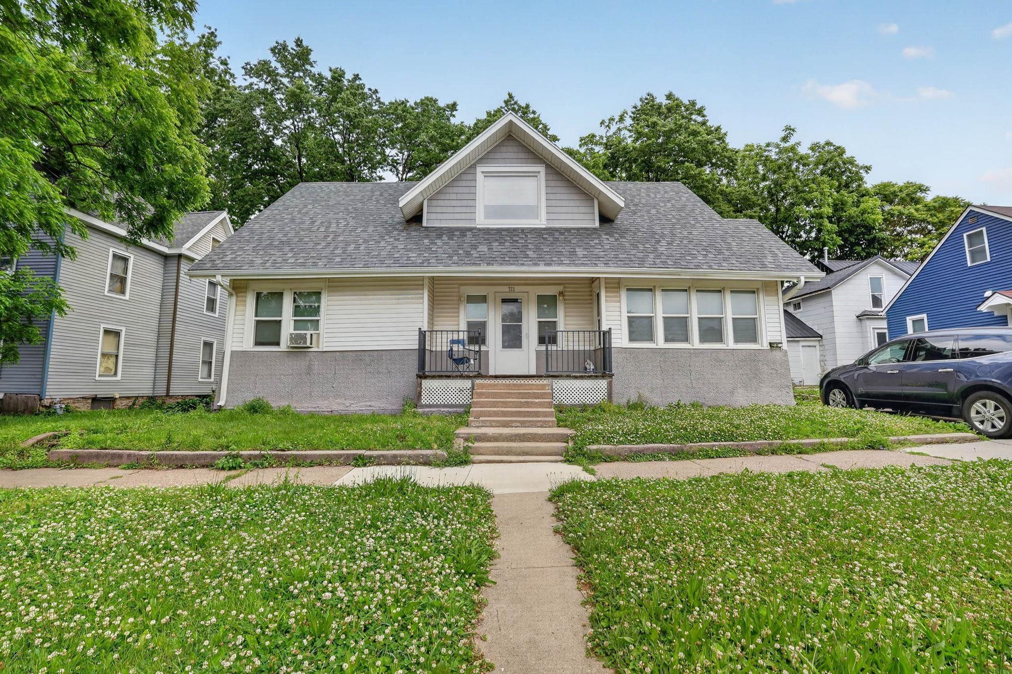 Photo 1 of 6 — 723 Randolph Street, Waterloo, IA 50702