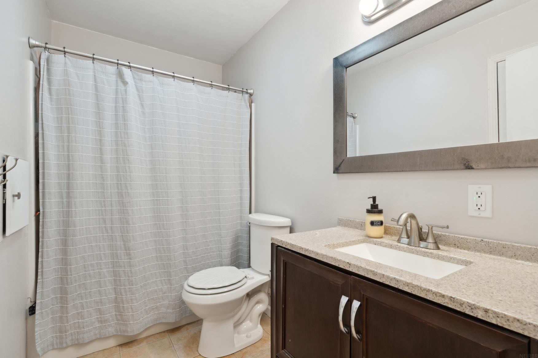 Cedar Rapids, Iowa 52405, United States, 3 Bedrooms Bedrooms, ,2 BathroomsBathrooms,Residential,Pending,115652