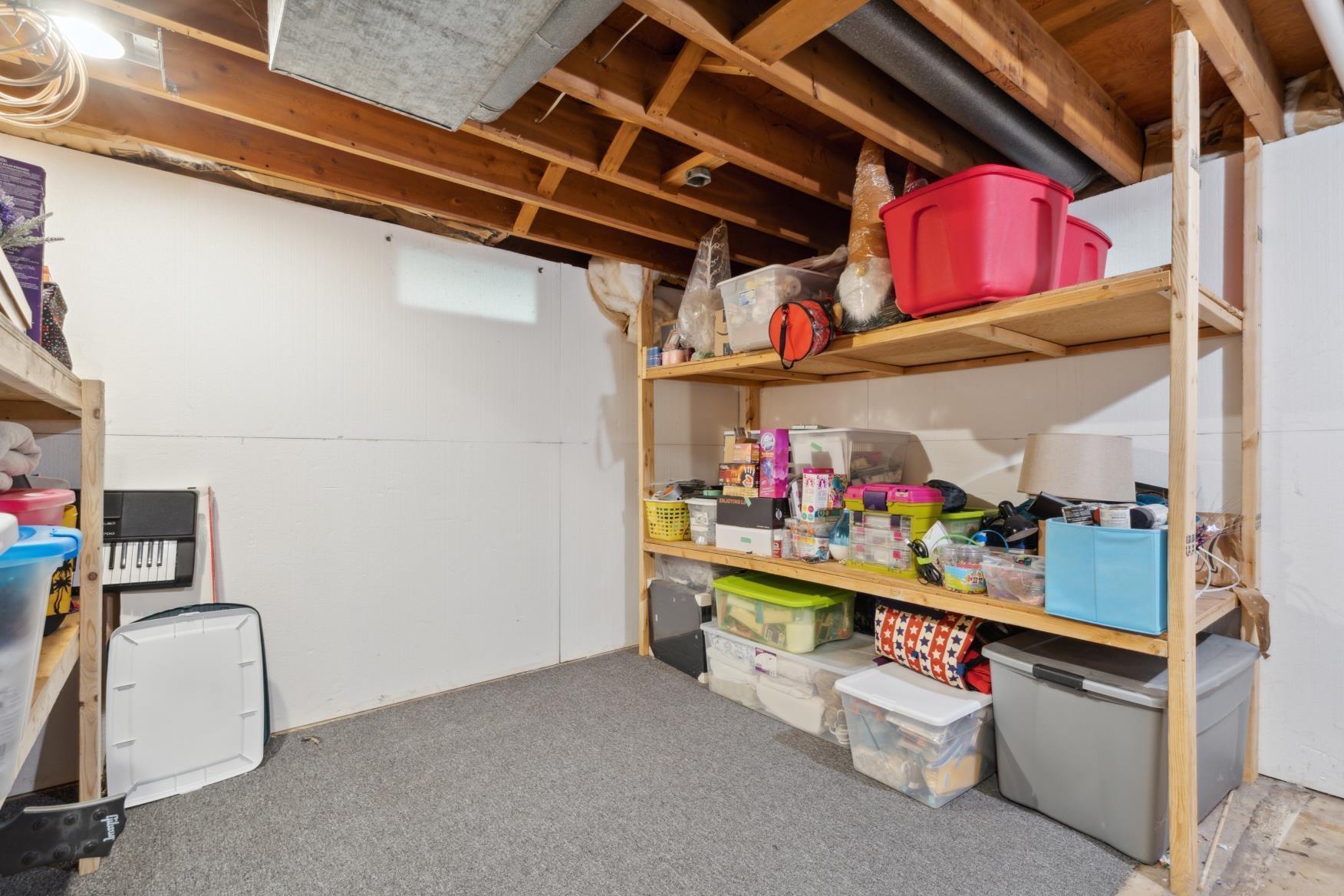 Cedar Rapids, Iowa 52405, United States, 3 Bedrooms Bedrooms, ,2 BathroomsBathrooms,Residential,Pending,115652