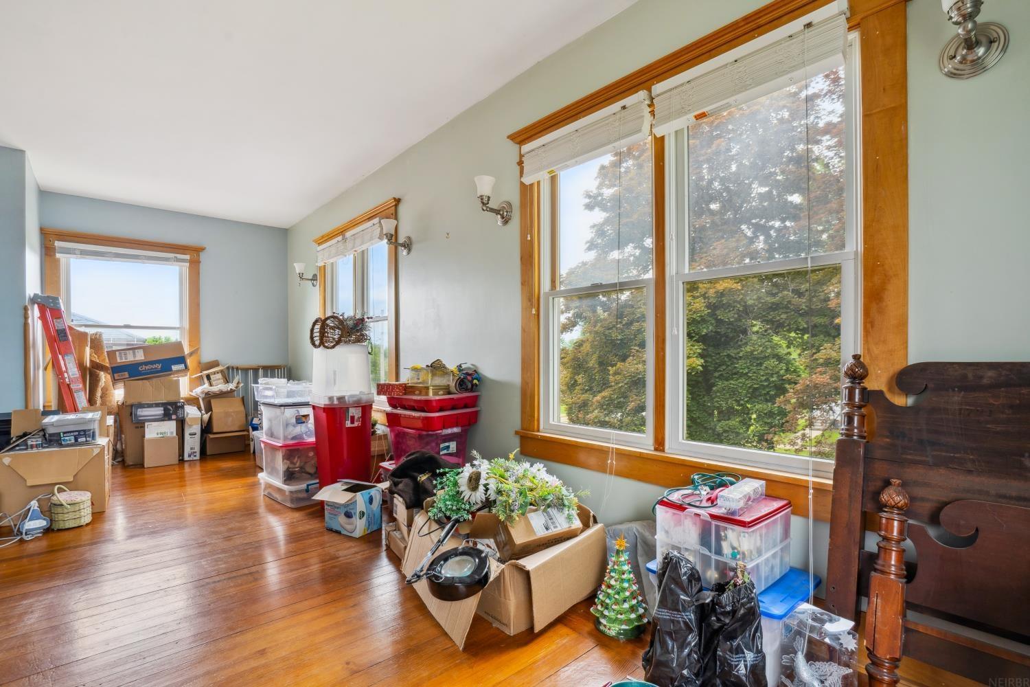 Oelwein, Iowa 50662, United States, 3 Bedrooms Bedrooms, ,2 BathroomsBathrooms,Residential,Pending,138670