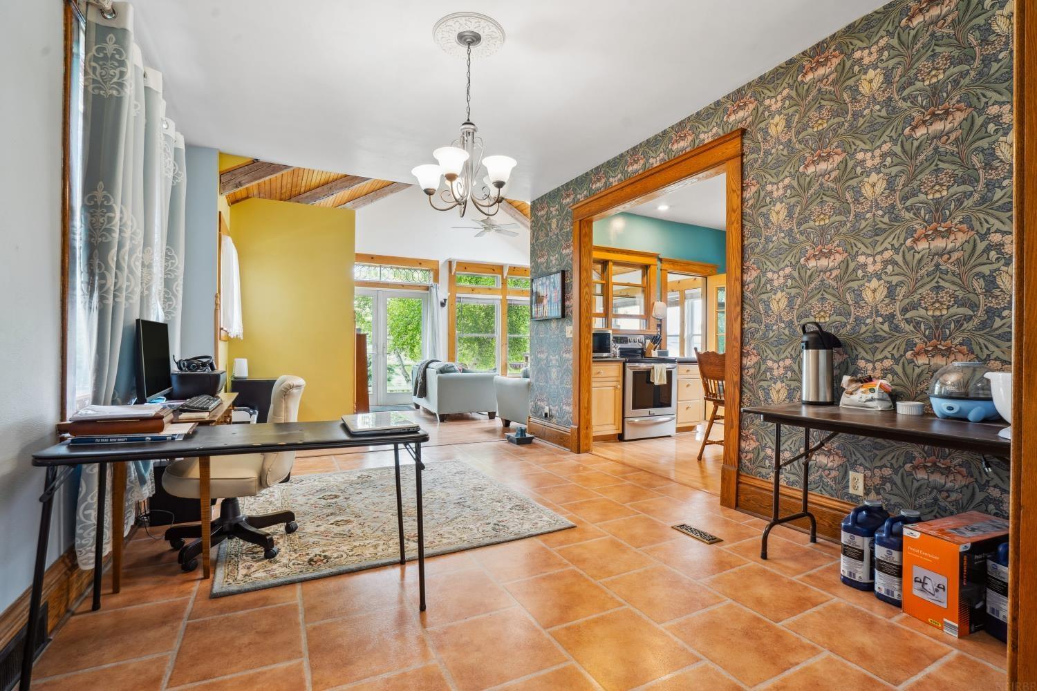 Oelwein, Iowa 50662, United States, 3 Bedrooms Bedrooms, ,2 BathroomsBathrooms,Residential,Pending,138670