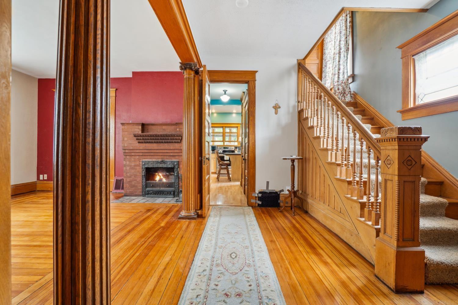 Oelwein, Iowa 50662, United States, 3 Bedrooms Bedrooms, ,2 BathroomsBathrooms,Residential,Pending,138670