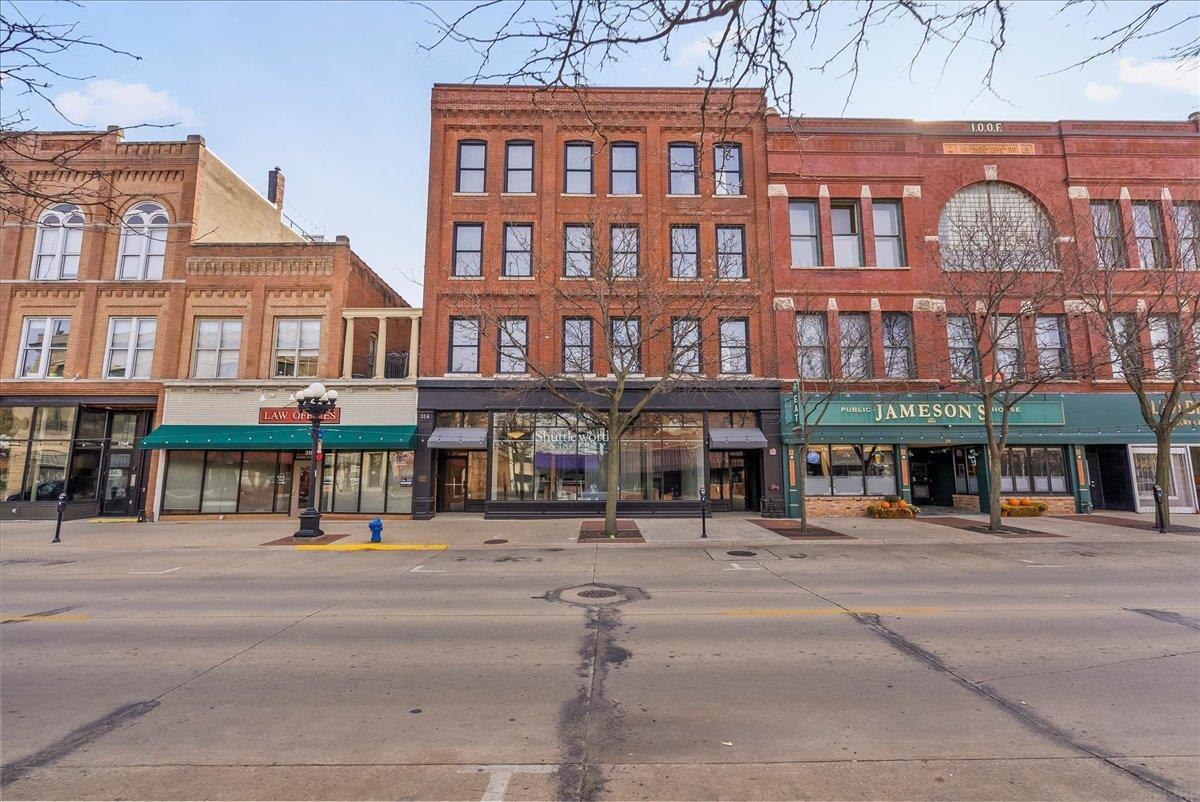 Waterloo, Iowa 50703, United States, ,Commercial,Active,44700