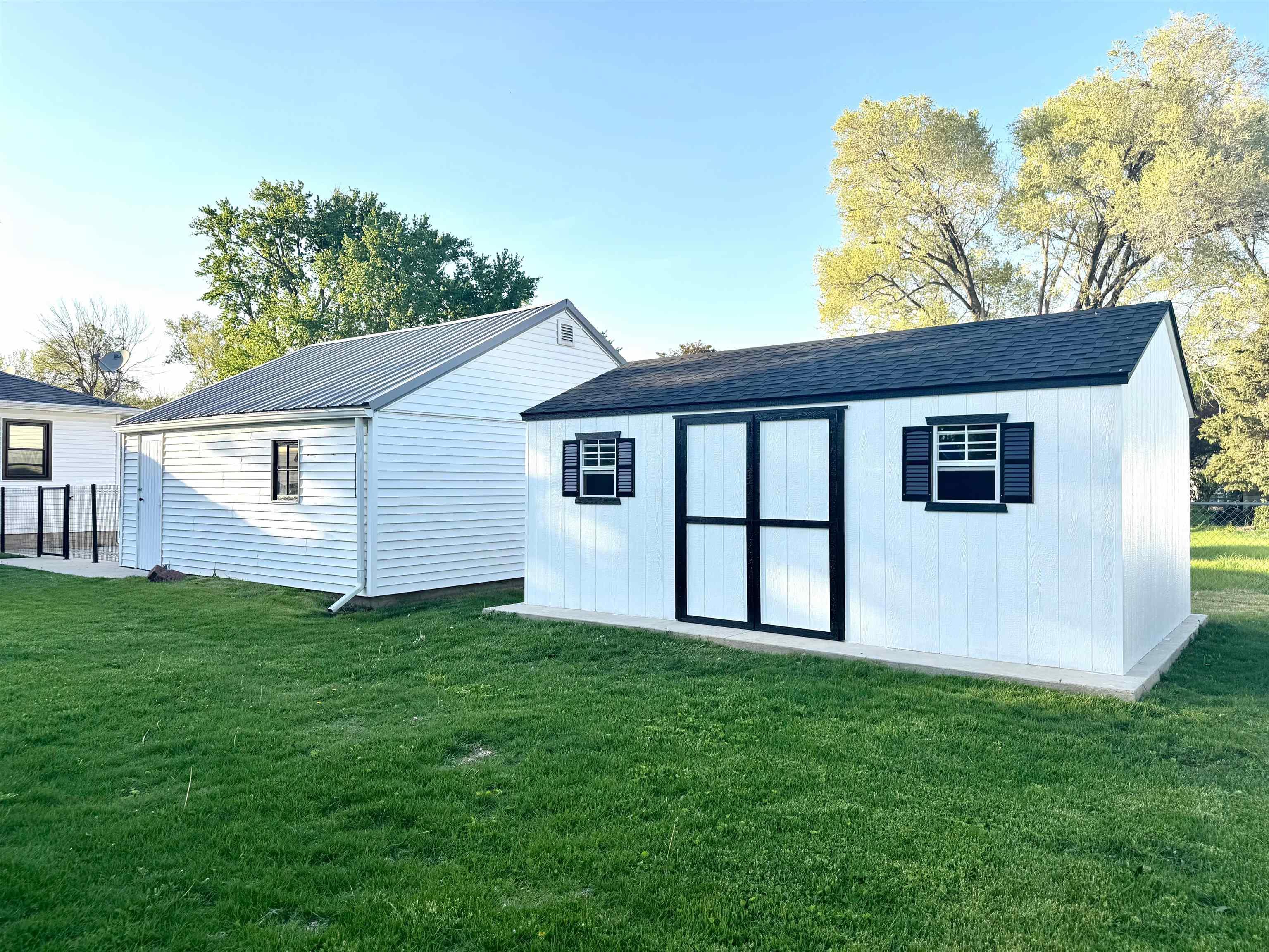 Laporte City, Iowa 50651, United States, 3 Bedrooms Bedrooms, ,2 BathroomsBathrooms,Residential,Pending,127801