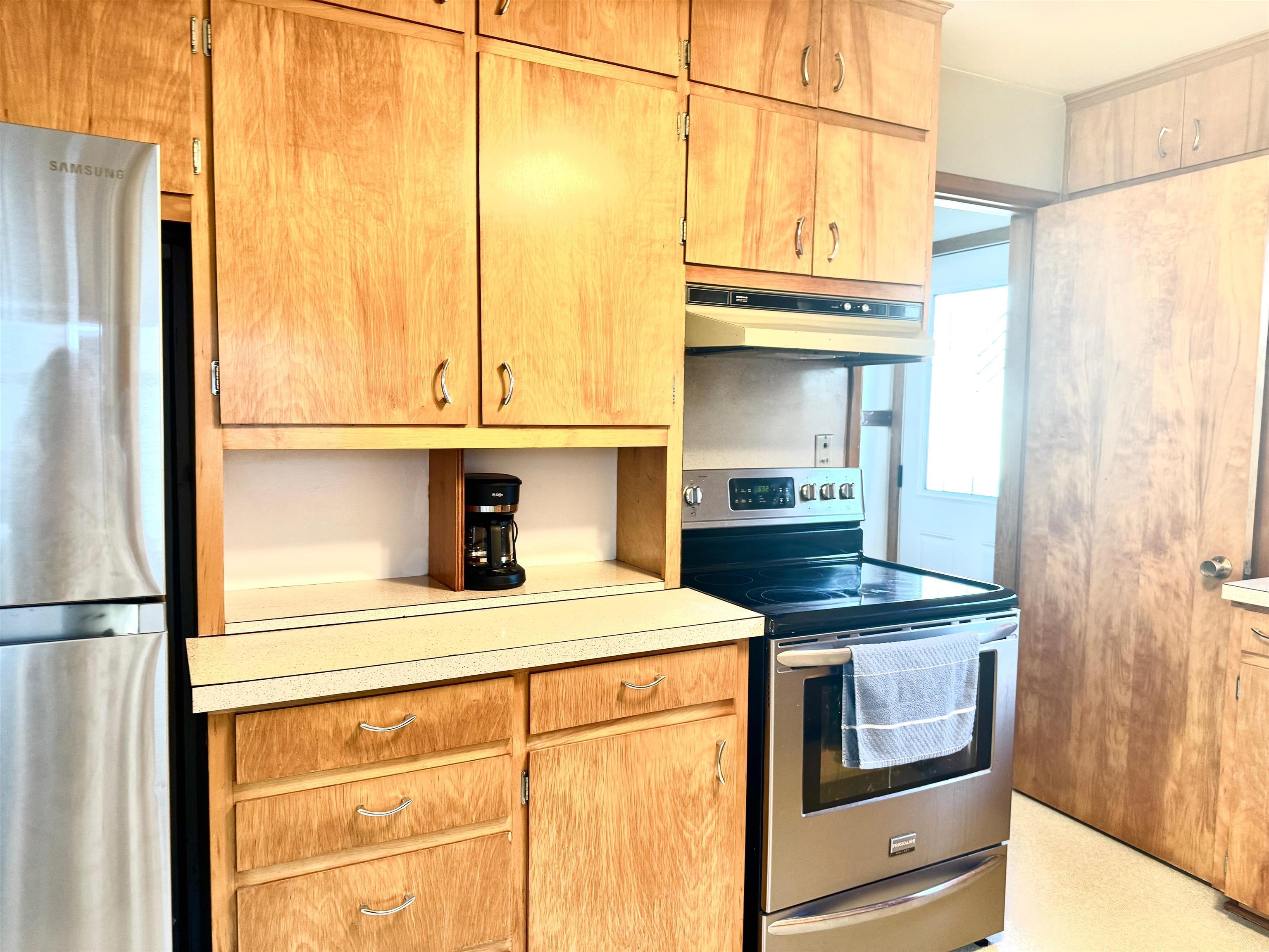 Laporte City, Iowa 50651, United States, 3 Bedrooms Bedrooms, ,2 BathroomsBathrooms,Residential,Pending,127801