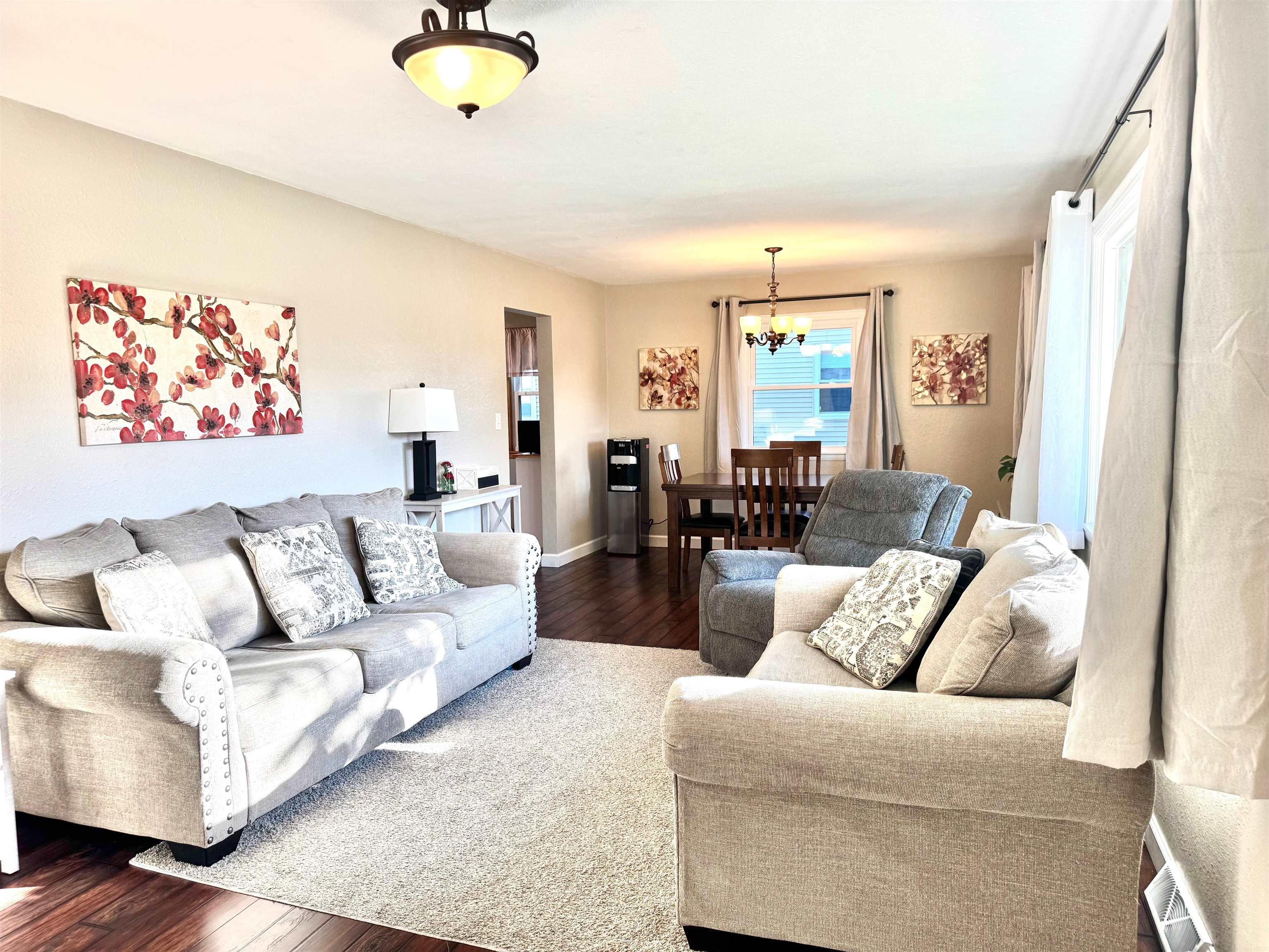 Laporte City, Iowa 50651, United States, 3 Bedrooms Bedrooms, ,2 BathroomsBathrooms,Residential,Pending,127801