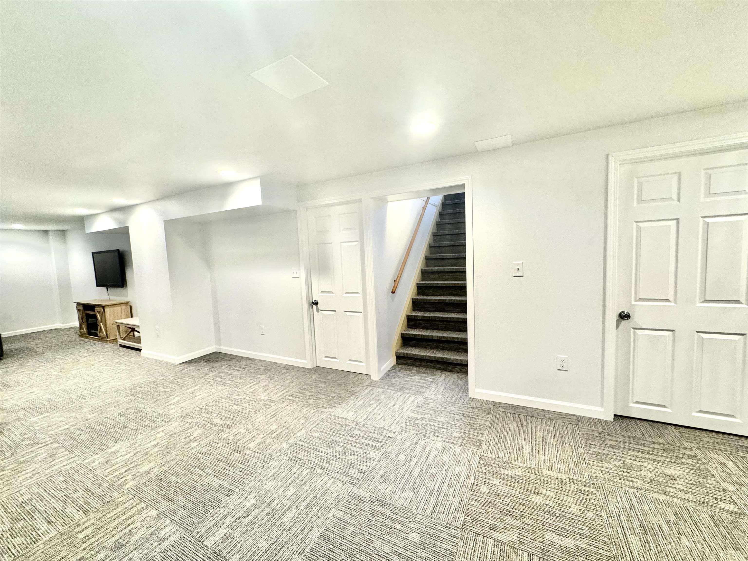 Laporte City, Iowa 50651, United States, 3 Bedrooms Bedrooms, ,2 BathroomsBathrooms,Residential,Pending,127801