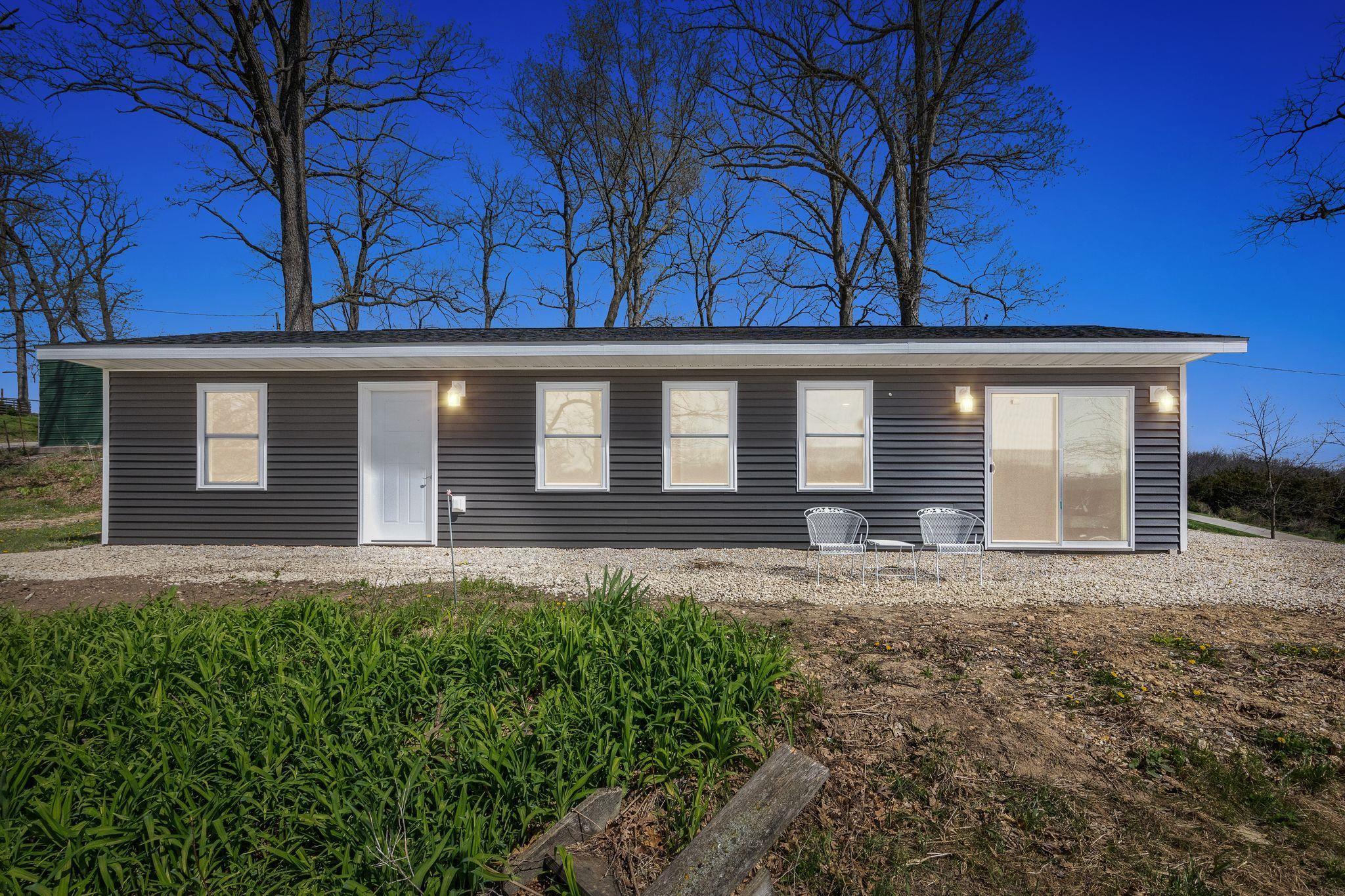 Photo 1 of 38 — 21686 257 Street, Delhi, IA 52223