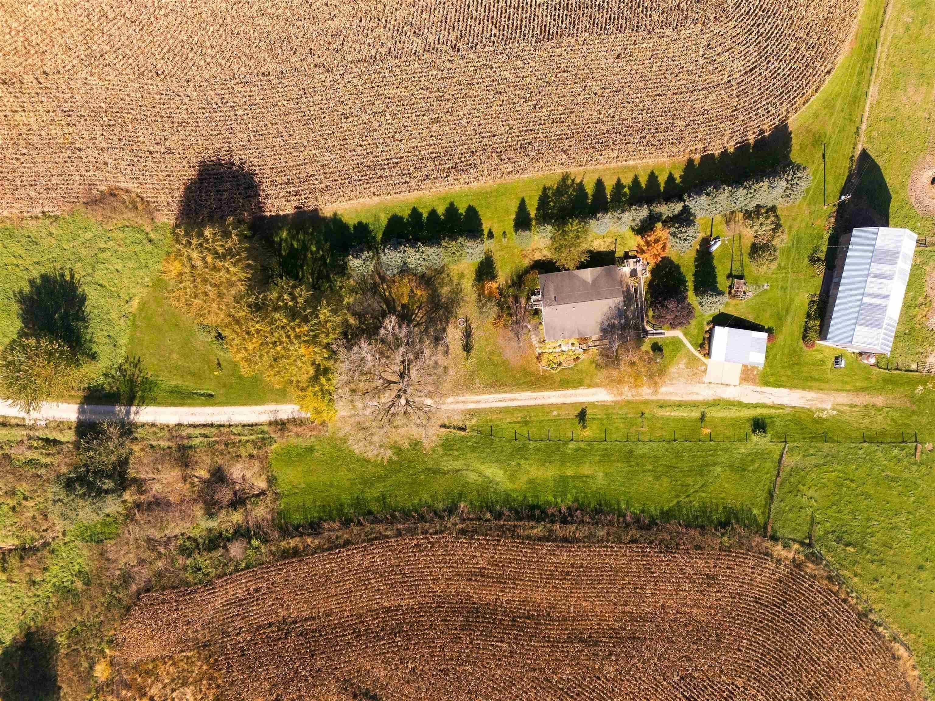1020 Co. Rd. W42 - Photo 3