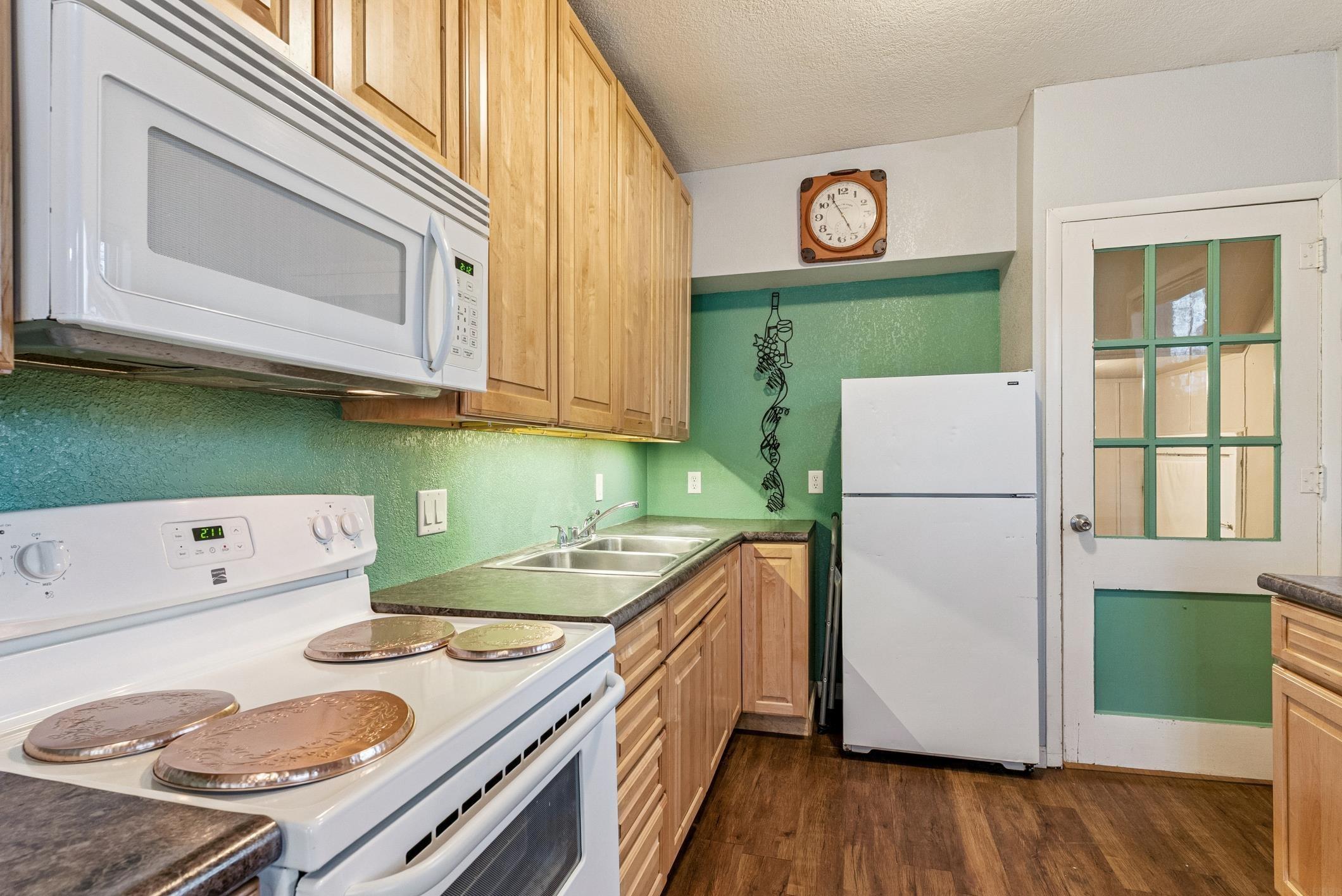 Waterloo, Iowa 50703, United States, 2 Bedrooms Bedrooms, ,1 BathroomBathrooms,Residential,Active,247048