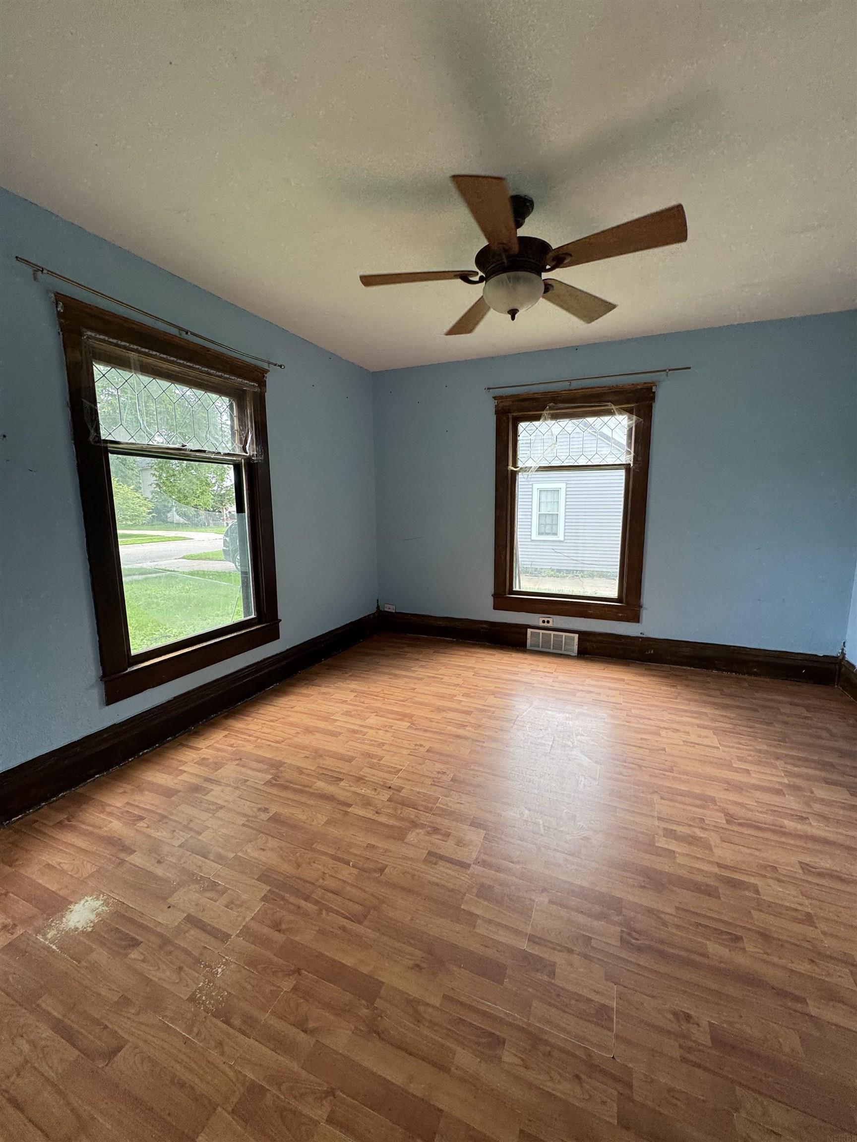 Laporte City, Iowa 50651, United States, 3 Bedrooms Bedrooms, ,3 BathroomsBathrooms,Residential,Active,154961