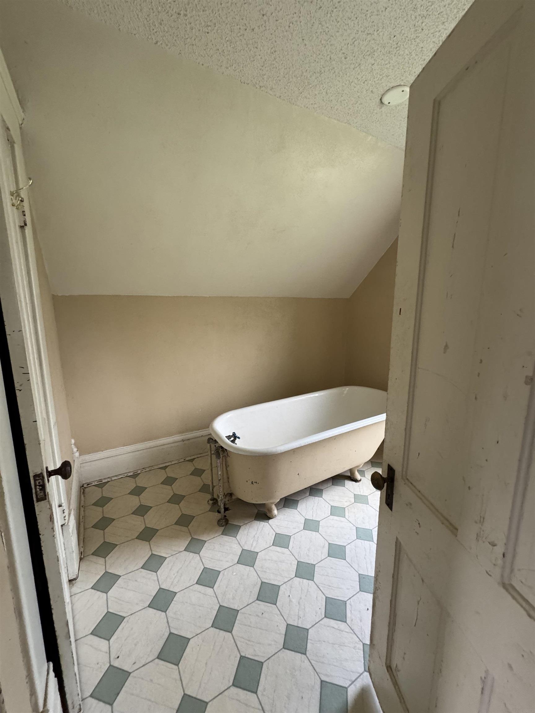 Laporte City, Iowa 50651, United States, 3 Bedrooms Bedrooms, ,3 BathroomsBathrooms,Residential,Active,154961