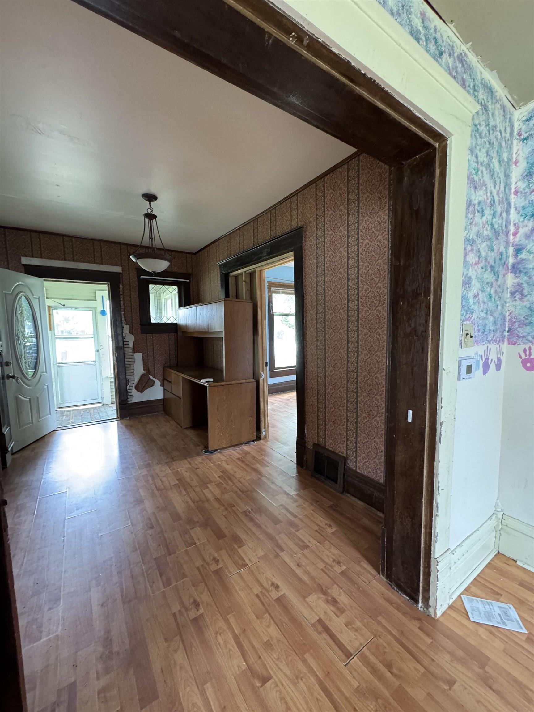 Laporte City, Iowa 50651, United States, 3 Bedrooms Bedrooms, ,3 BathroomsBathrooms,Residential,Active,154961