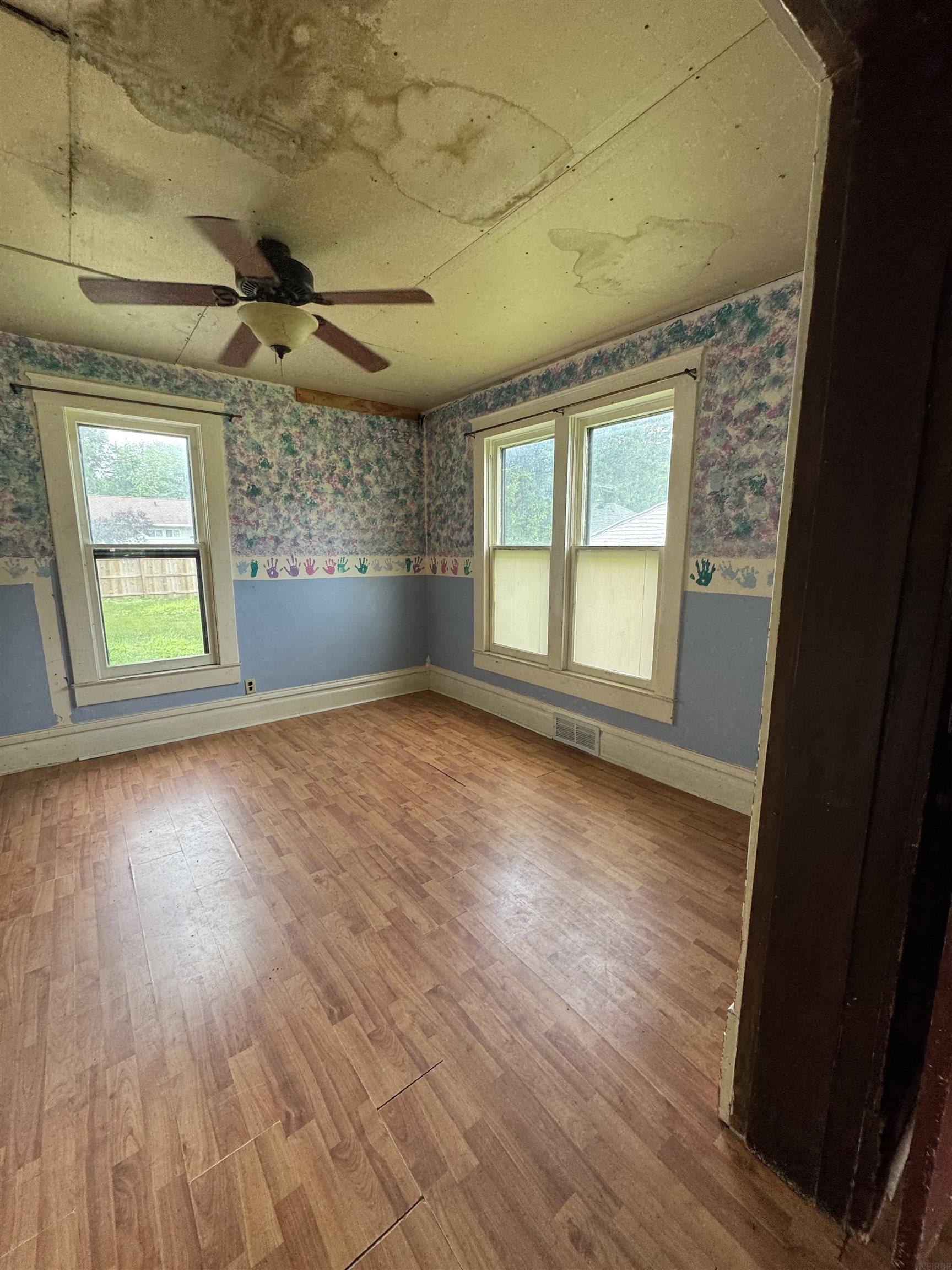 Laporte City, Iowa 50651, United States, 3 Bedrooms Bedrooms, ,3 BathroomsBathrooms,Residential,Active,154961