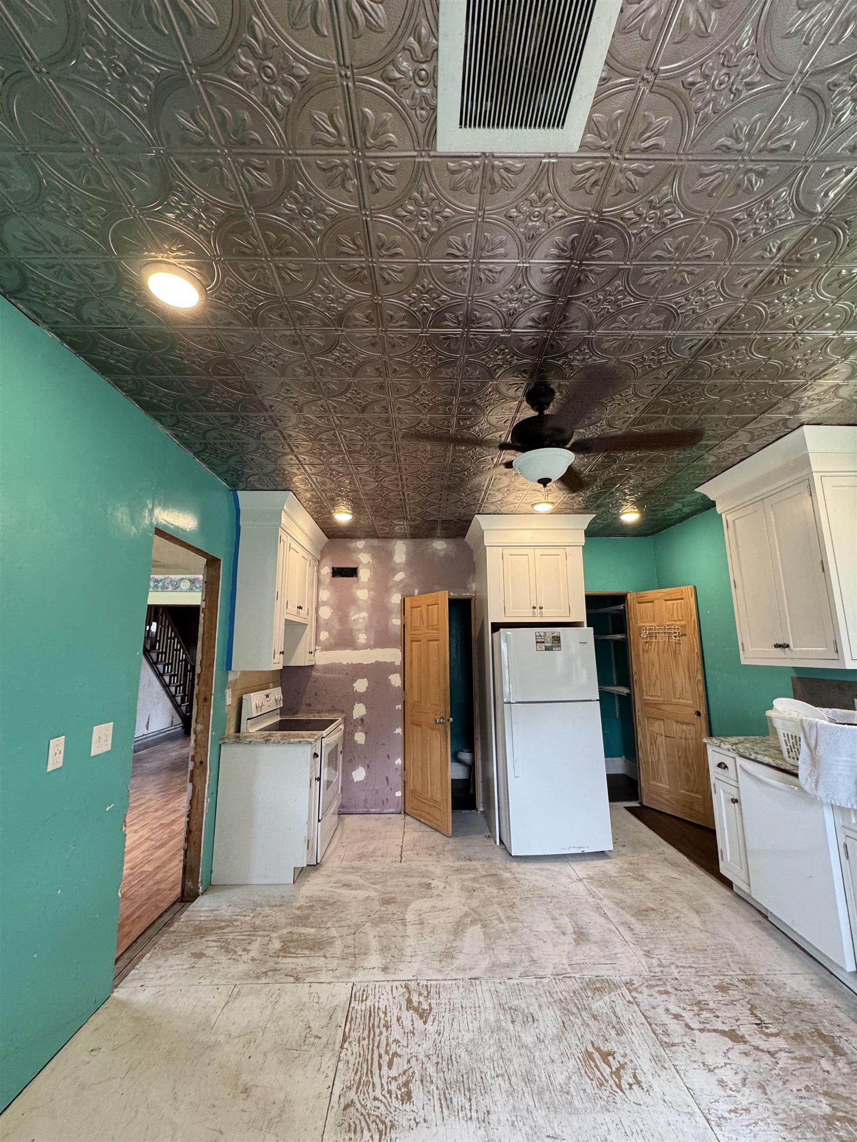 Laporte City, Iowa 50651, United States, 3 Bedrooms Bedrooms, ,3 BathroomsBathrooms,Residential,Active,154961