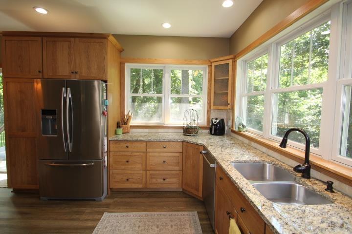 Laporte City, Iowa 50651, United States, 3 Bedrooms Bedrooms, ,2 BathroomsBathrooms,Residential,Active,199580