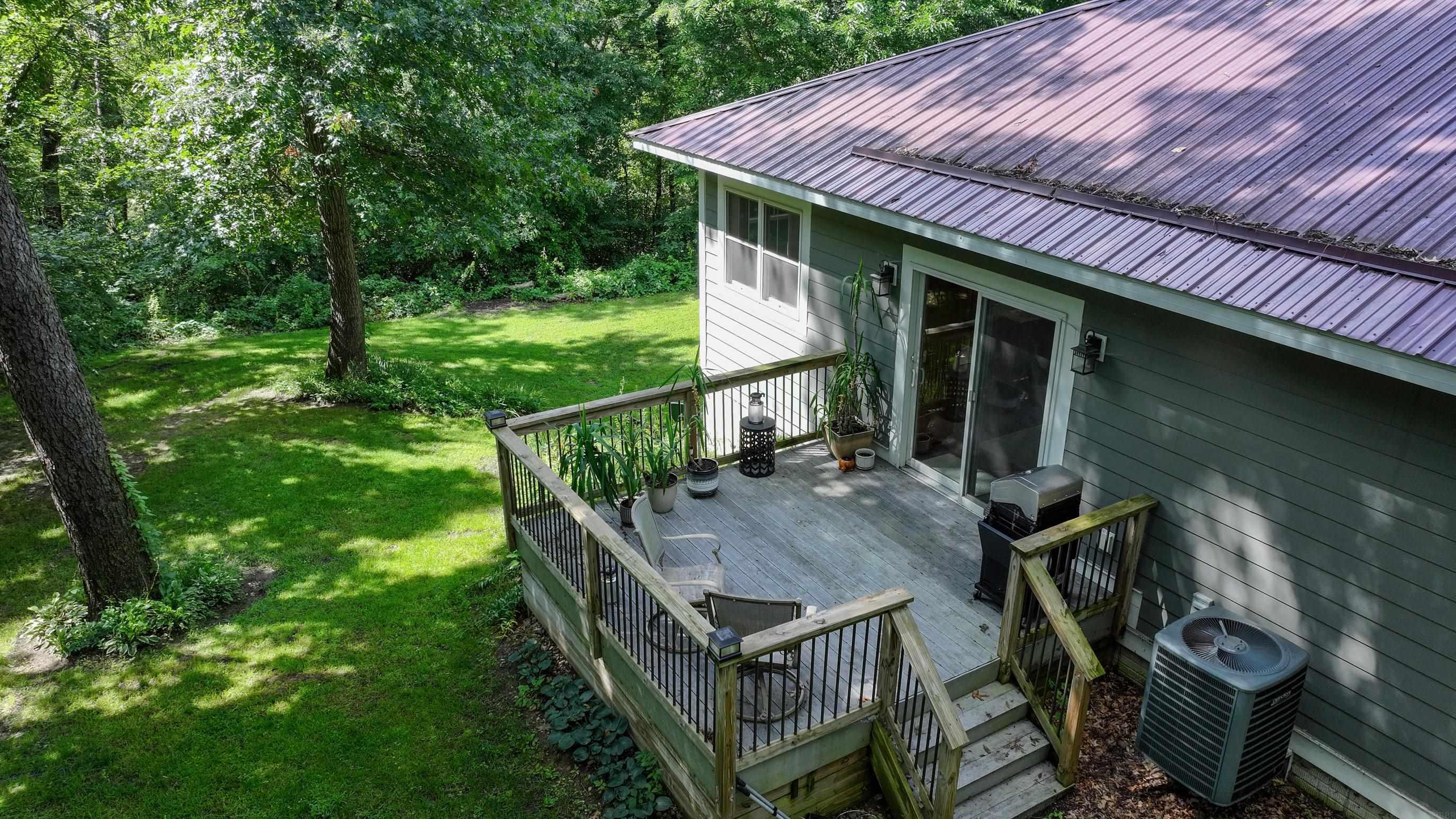 Laporte City, Iowa 50651, United States, 3 Bedrooms Bedrooms, ,2 BathroomsBathrooms,Residential,Active,199580