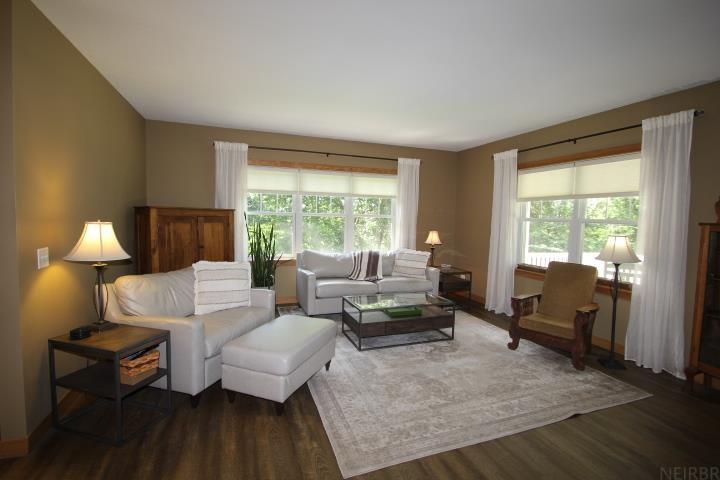 Laporte City, Iowa 50651, United States, 3 Bedrooms Bedrooms, ,2 BathroomsBathrooms,Residential,Active,199580