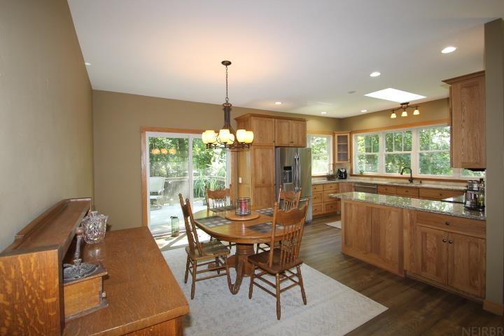 Laporte City, Iowa 50651, United States, 3 Bedrooms Bedrooms, ,2 BathroomsBathrooms,Residential,Active,199580