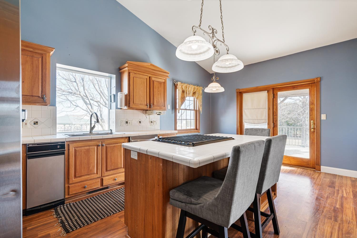 Readlyn, Iowa 50668, United States, 4 Bedrooms Bedrooms, ,4 BathroomsBathrooms,Residential,Active,95620