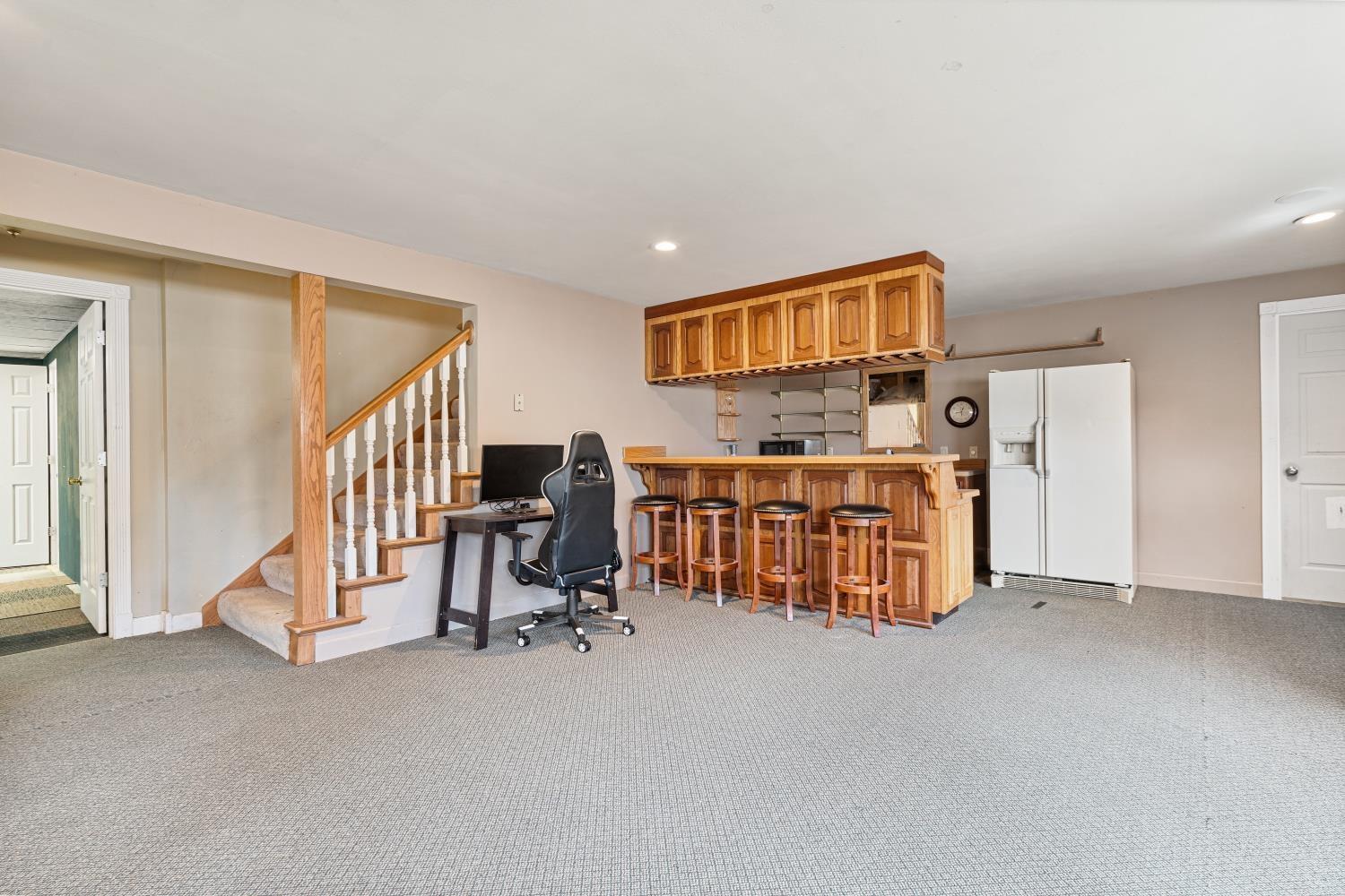 Readlyn, Iowa 50668, United States, 4 Bedrooms Bedrooms, ,4 BathroomsBathrooms,Residential,Active,95620