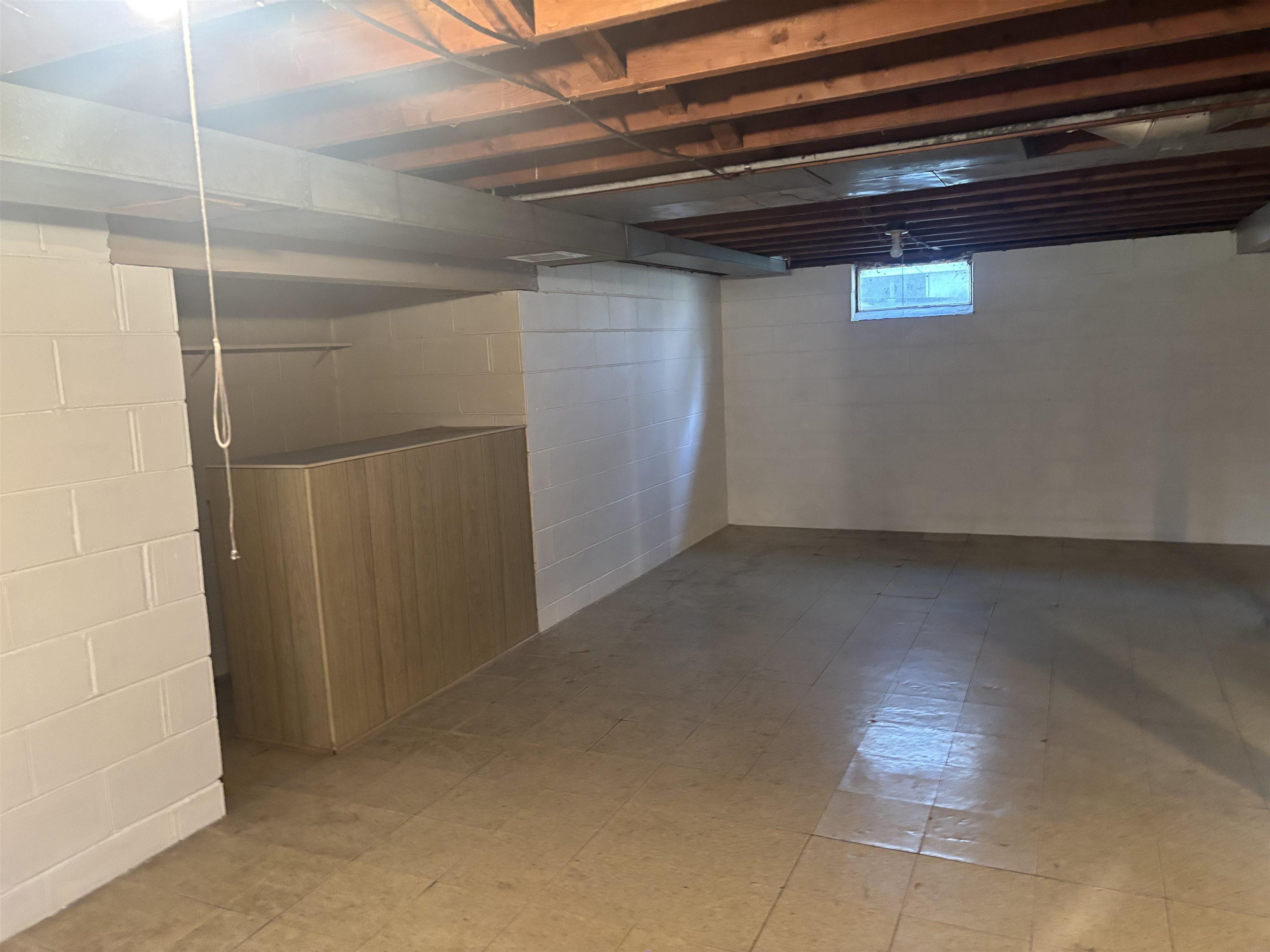 Waterloo, Iowa 50702, United States, 3 Bedrooms Bedrooms, ,1 BathroomBathrooms,Residential,Active,233287