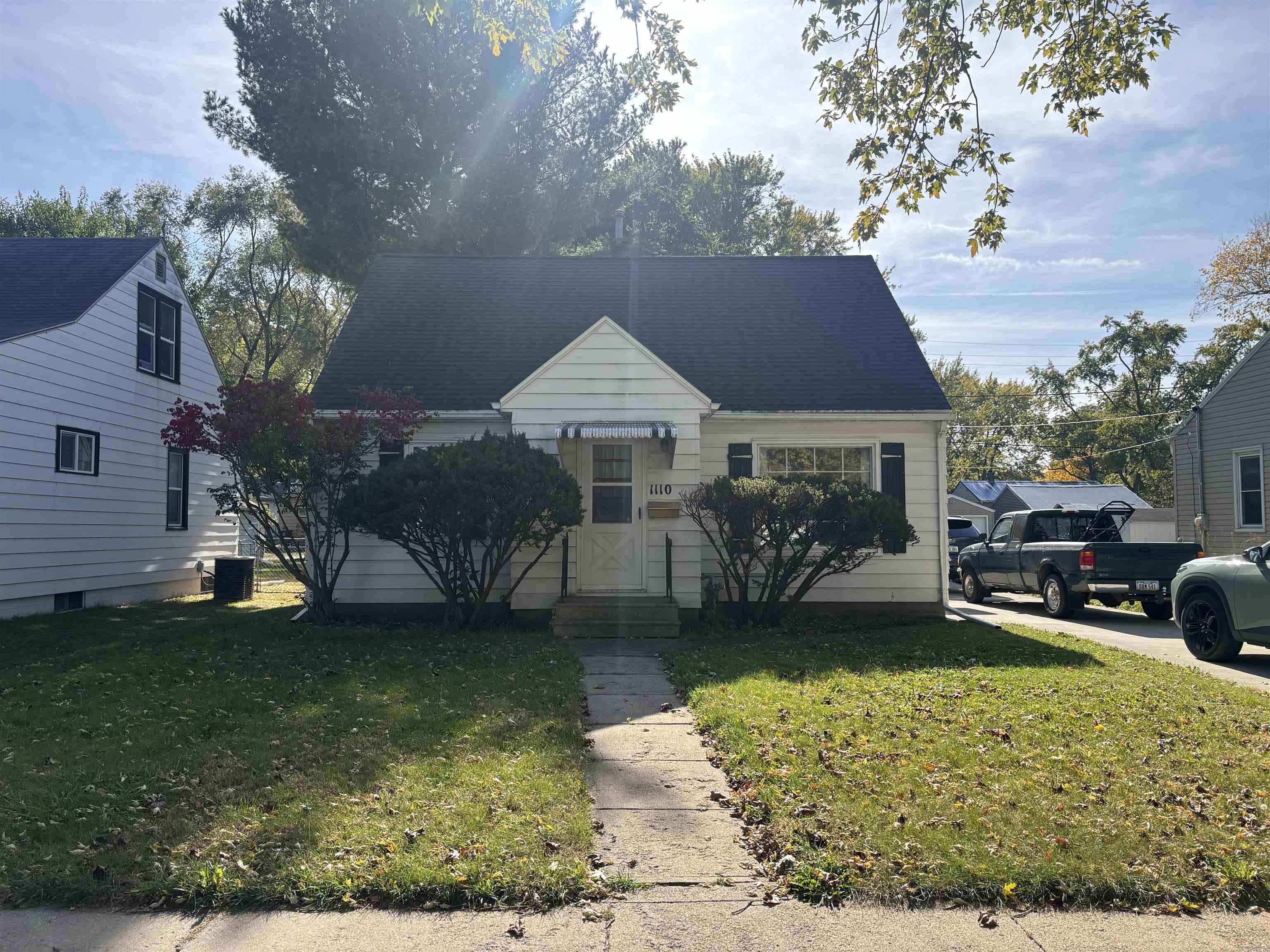 Waterloo, Iowa 50702, United States, 3 Bedrooms Bedrooms, ,1 BathroomBathrooms,Residential,Active,233287