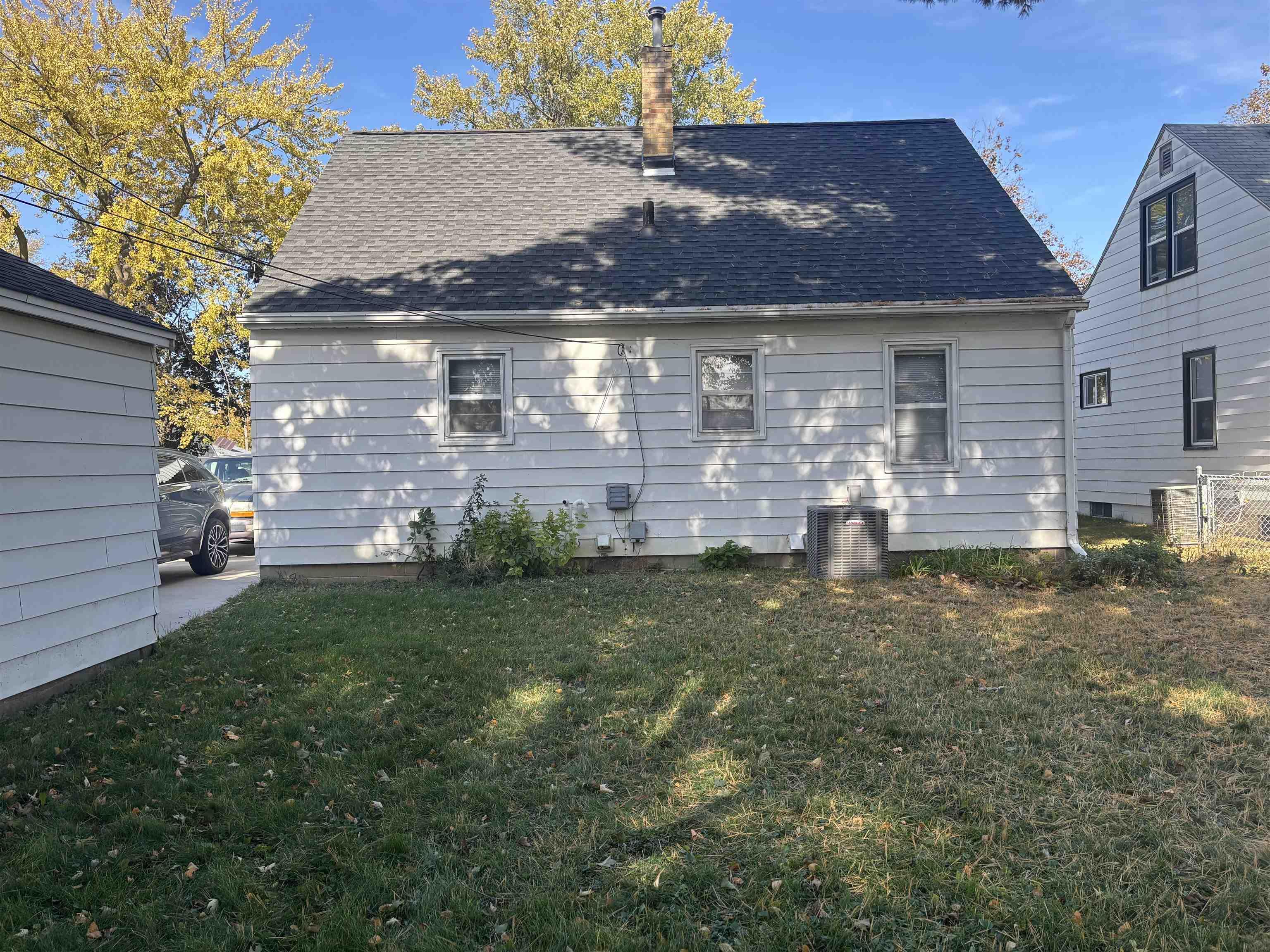 Waterloo, Iowa 50702, United States, 3 Bedrooms Bedrooms, ,1 BathroomBathrooms,Residential,Active,233287