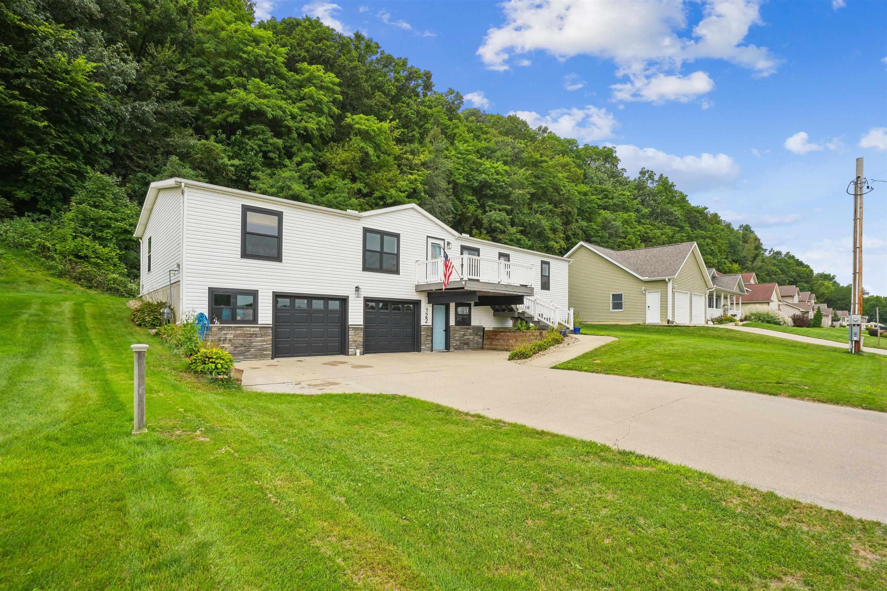 122 N Bluff Street - Photo 3