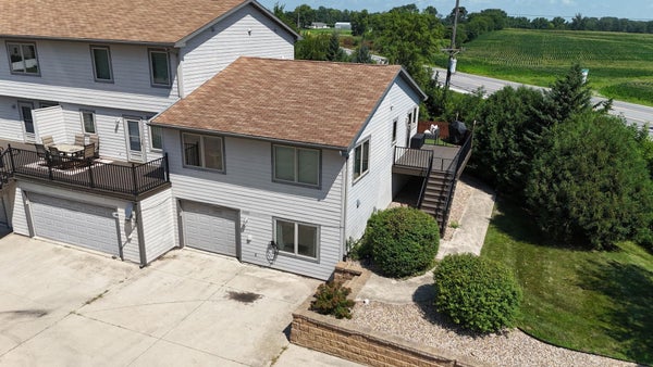 3927 MEMORY LN, WATERLOO, IA 50702 - Image ce0ea4e2c976a1603077762dd8fe625d/337789883