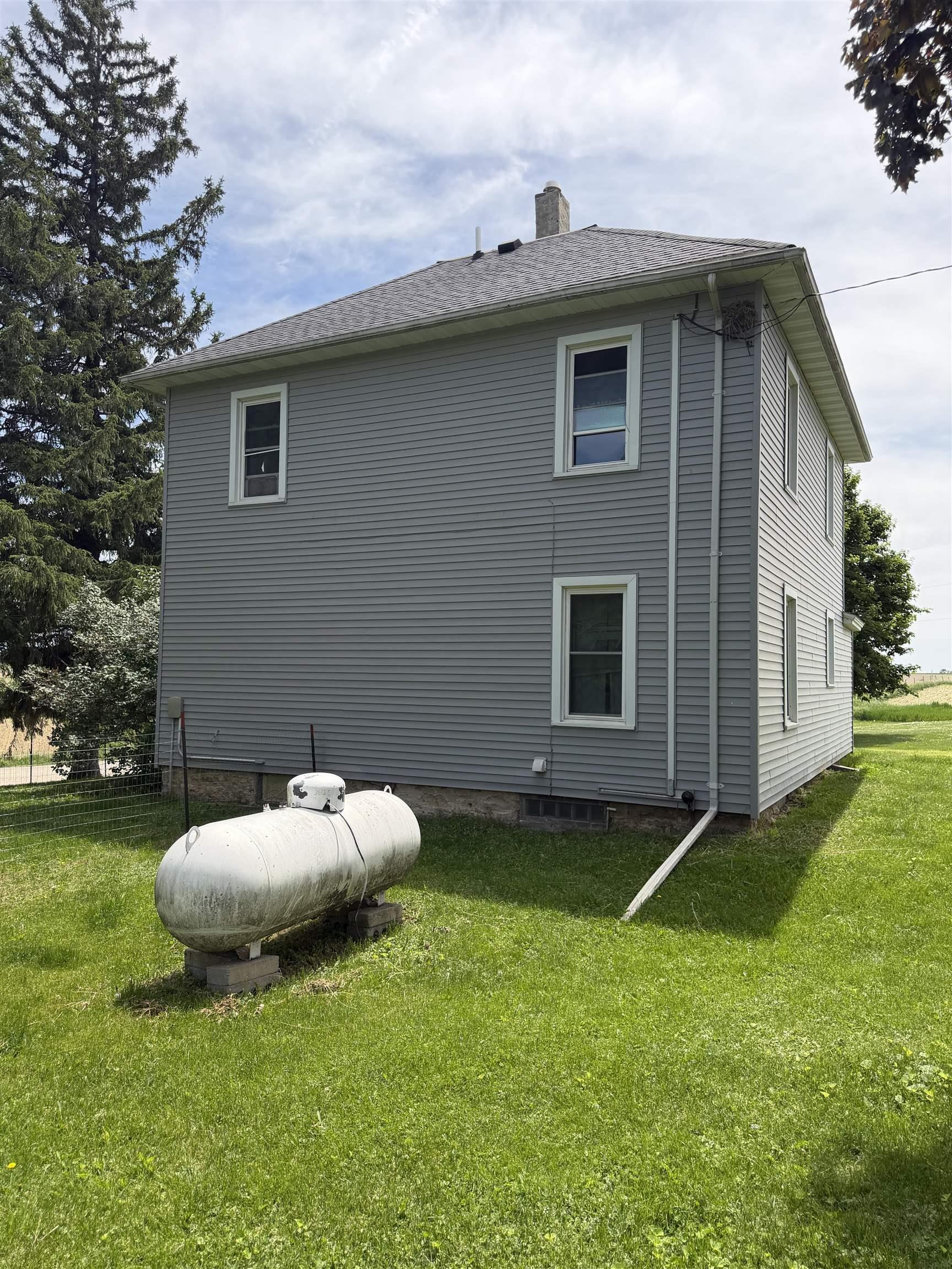 110 Suttle Creek Road - Photo 3