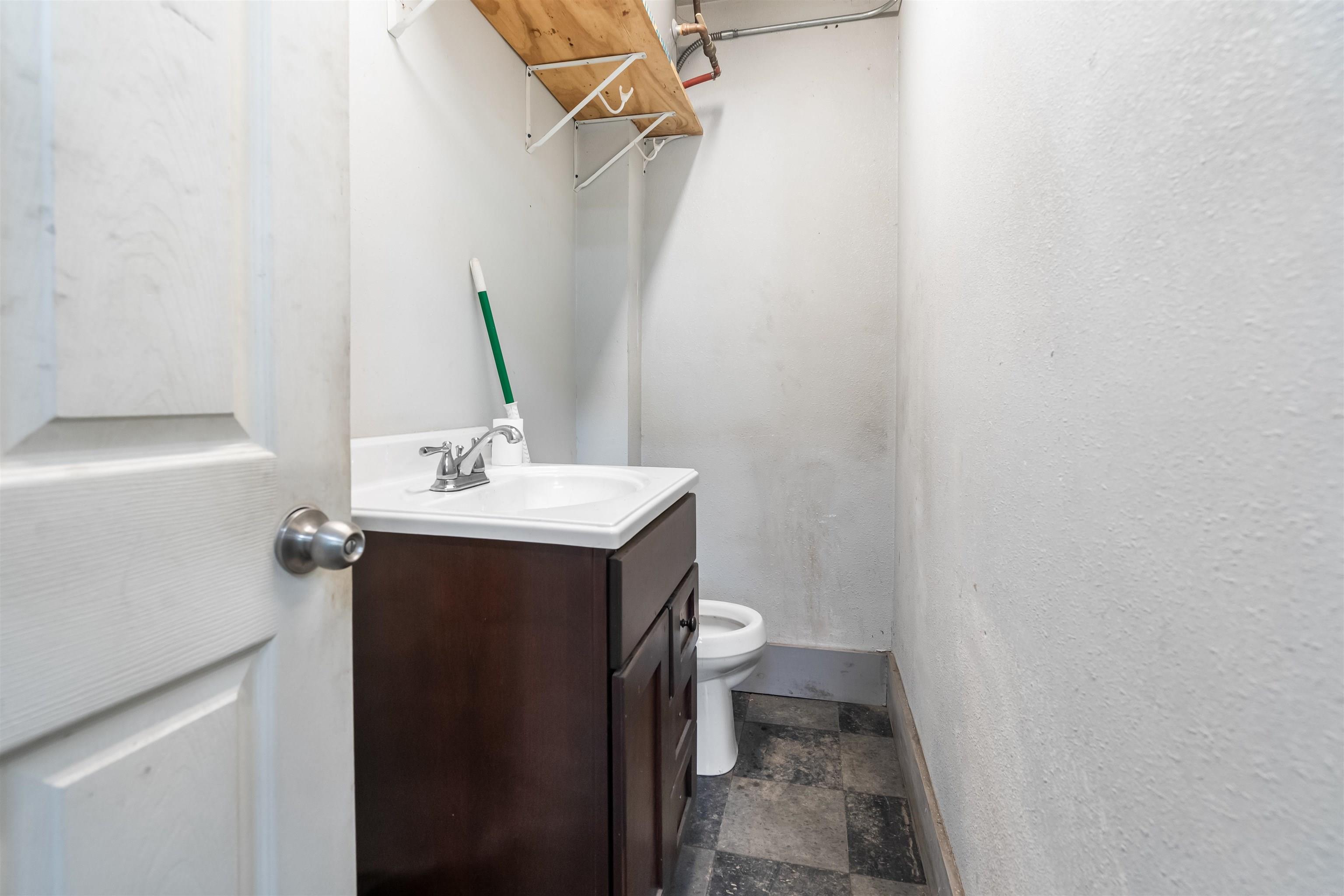 Waterloo, Iowa 50703, United States, ,Commercial,Active,196189